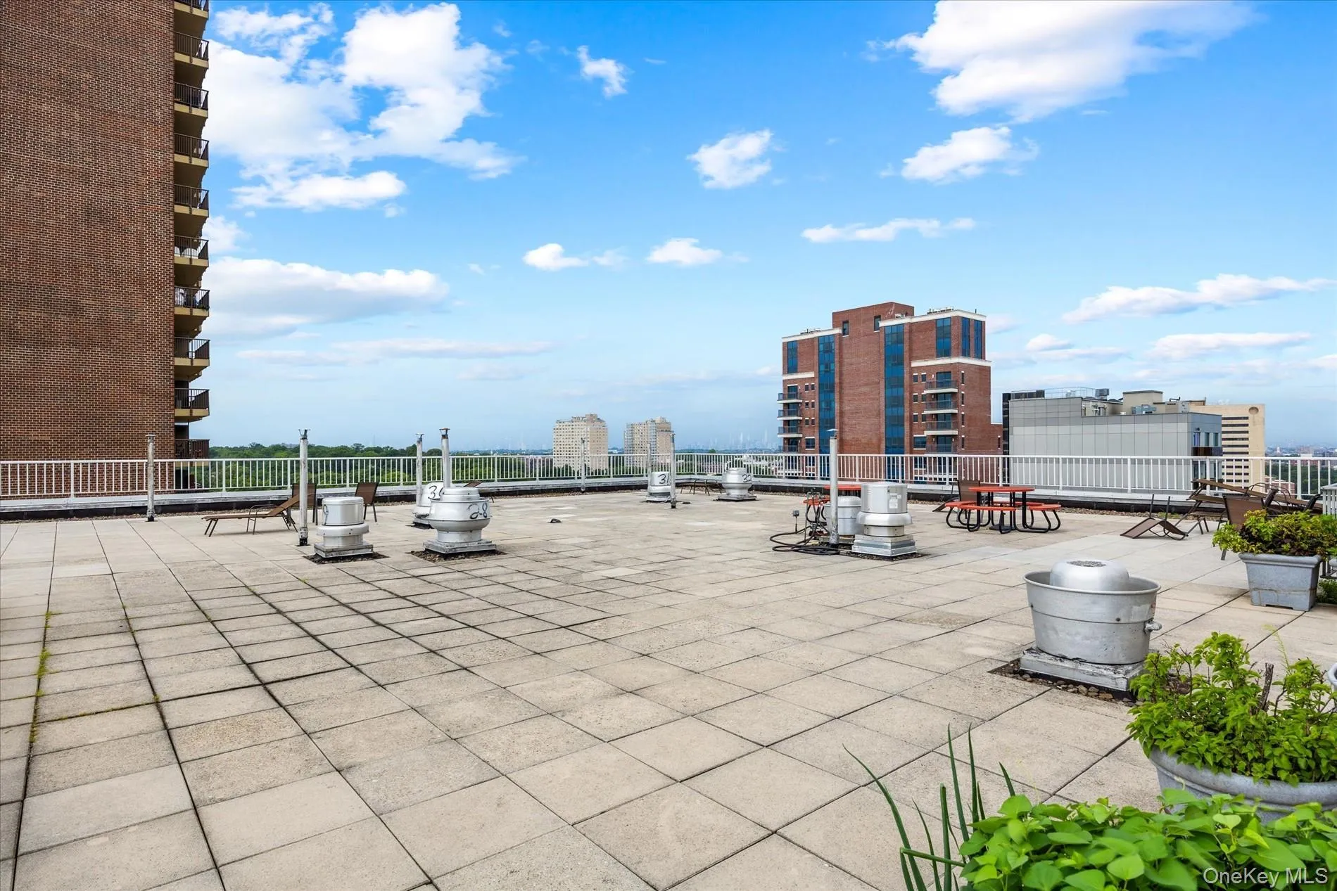 125-10 Queens Boulevard, New York, NY, 1 Bedroom Bedrooms, 4 Rooms Rooms,1 BathroomBathrooms,Residential,For Rent,Queens,0,1036694 125-10 Queens Boulevard, New York, NY, 1 Bedroom Bedrooms, 4 Rooms Rooms,1 BathroomBathrooms,Residential,For Rent,Queens,0,1036694