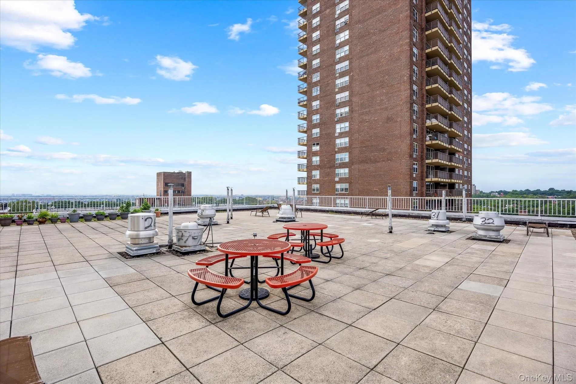 125-10 Queens Boulevard, New York, NY, 1 Bedroom Bedrooms, 4 Rooms Rooms,1 BathroomBathrooms,Residential,For Rent,Queens,0,1036694 125-10 Queens Boulevard, New York, NY, 1 Bedroom Bedrooms, 4 Rooms Rooms,1 BathroomBathrooms,Residential,For Rent,Queens,0,1036694