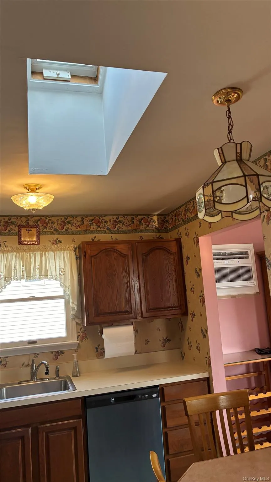 148 Harrison Avenue, Oyster Bay, NY, 6 Bedrooms Bedrooms, 10 Rooms Rooms,2 BathroomsBathrooms,Residential,For Rent,Harrison,0,1036696 148 Harrison Avenue, Oyster Bay, NY, 6 Bedrooms Bedrooms, 10 Rooms Rooms,2 BathroomsBathrooms,Residential,For Rent,Harrison,0,1036696