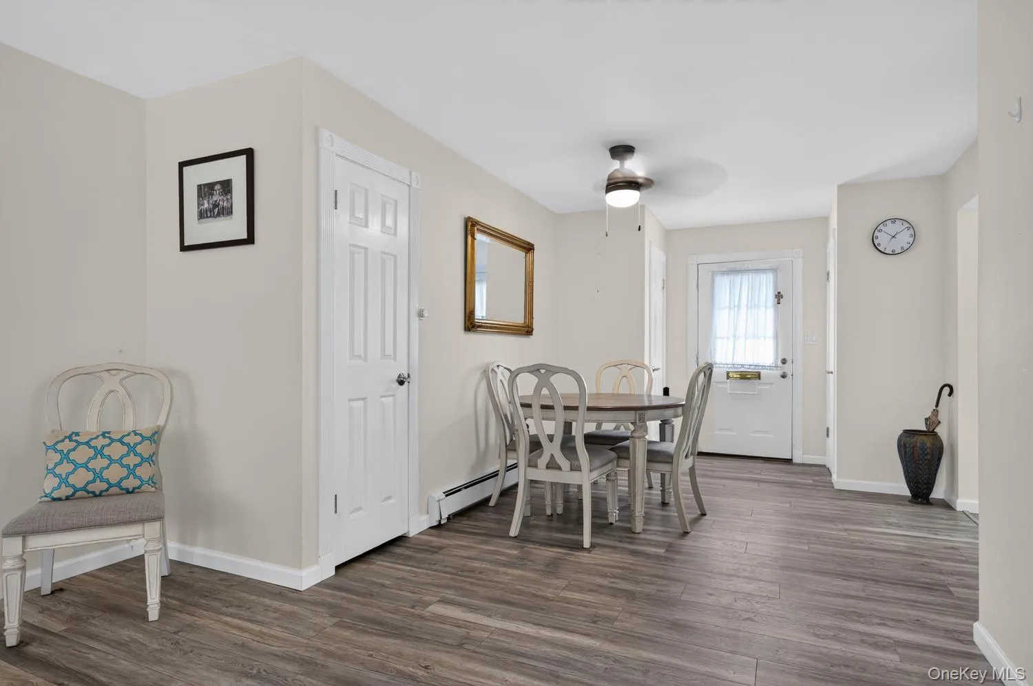 2 Anchorage, Oyster Bay, NY, 1 Bedroom Bedrooms, 4 Rooms Rooms,1 BathroomBathrooms,Residential,For Rent,Anchorage,0,1036702 2 Anchorage, Oyster Bay, NY, 1 Bedroom Bedrooms, 4 Rooms Rooms,1 BathroomBathrooms,Residential,For Rent,Anchorage,0,1036702