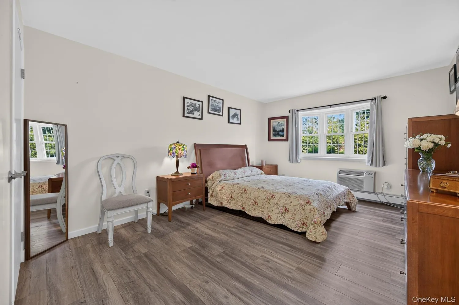 2 Anchorage, Oyster Bay, NY, 1 Bedroom Bedrooms, 4 Rooms Rooms,1 BathroomBathrooms,Residential,For Rent,Anchorage,0,1036702 2 Anchorage, Oyster Bay, NY, 1 Bedroom Bedrooms, 4 Rooms Rooms,1 BathroomBathrooms,Residential,For Rent,Anchorage,0,1036702