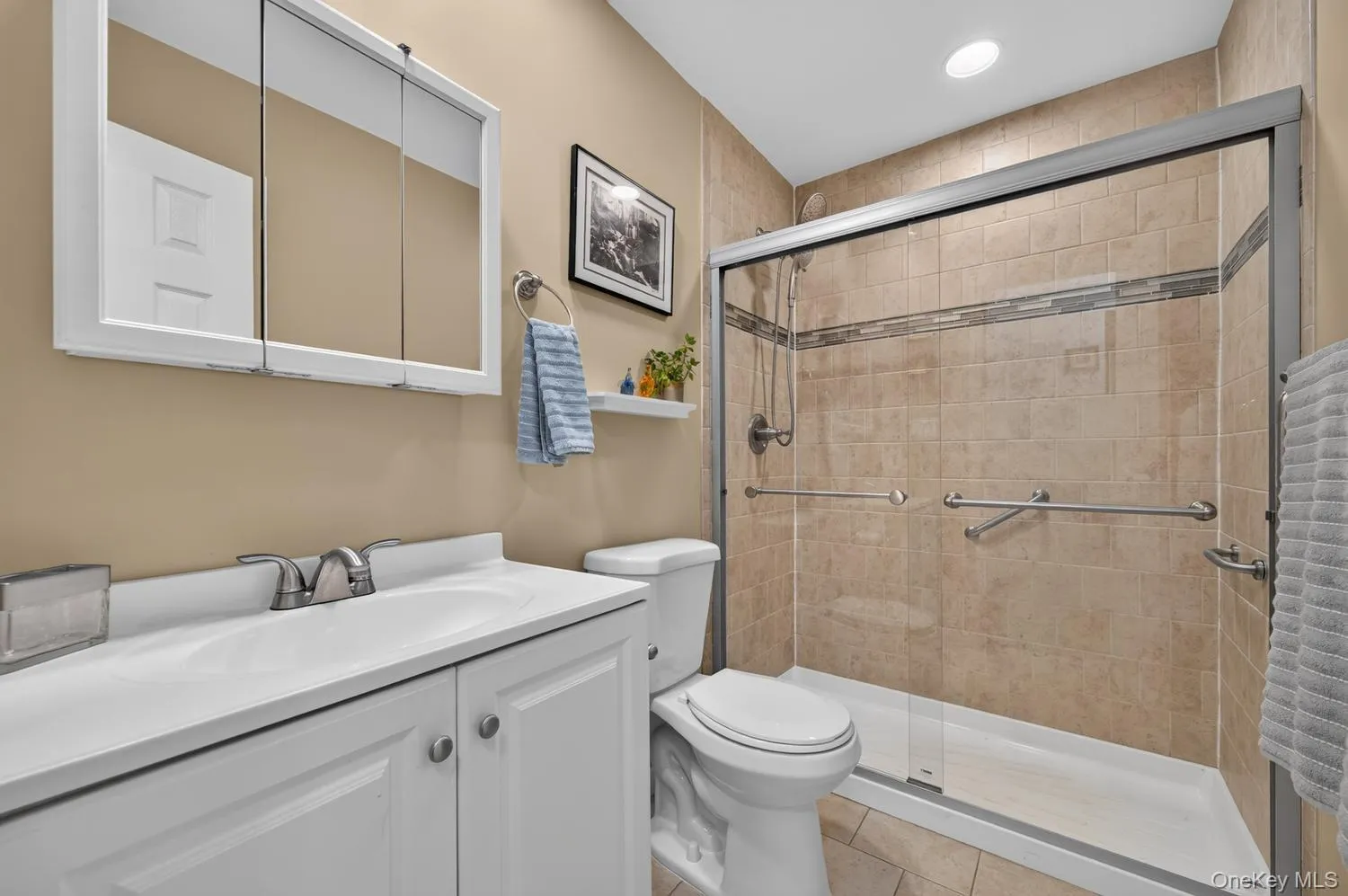 2 Anchorage, Oyster Bay, NY, 1 Bedroom Bedrooms, 4 Rooms Rooms,1 BathroomBathrooms,Residential,For Rent,Anchorage,0,1036702 2 Anchorage, Oyster Bay, NY, 1 Bedroom Bedrooms, 4 Rooms Rooms,1 BathroomBathrooms,Residential,For Rent,Anchorage,0,1036702