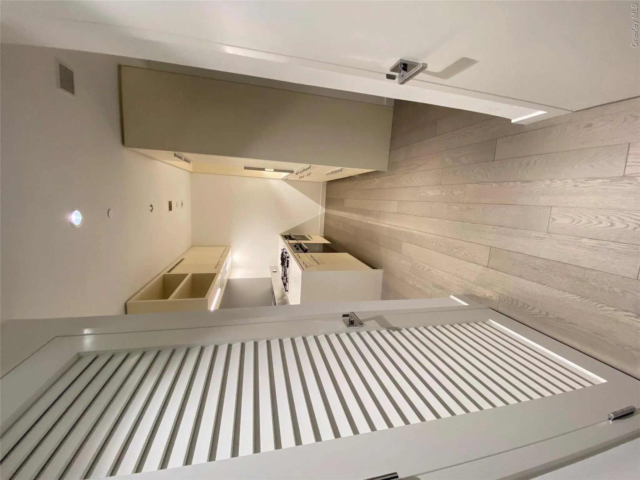 252 South Street, New York, NY, 1 Bedroom Bedrooms, 3 Rooms Rooms,1 BathroomBathrooms,Residential,For Rent,South,0,1036703 252 South Street, New York, NY, 1 Bedroom Bedrooms, 3 Rooms Rooms,1 BathroomBathrooms,Residential,For Rent,South,0,1036703