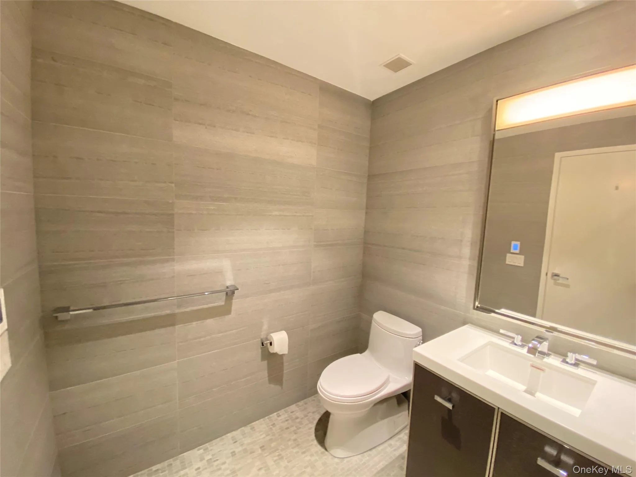 252 South Street, New York, NY, 1 Bedroom Bedrooms, 3 Rooms Rooms,1 BathroomBathrooms,Residential,For Rent,South,0,1036703 252 South Street, New York, NY, 1 Bedroom Bedrooms, 3 Rooms Rooms,1 BathroomBathrooms,Residential,For Rent,South,0,1036703