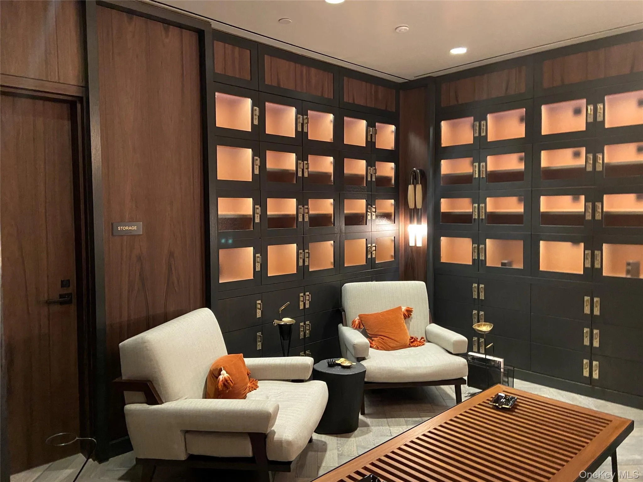252 South Street, New York, NY, 1 Bedroom Bedrooms, 3 Rooms Rooms,1 BathroomBathrooms,Residential,For Rent,South,0,1036703 252 South Street, New York, NY, 1 Bedroom Bedrooms, 3 Rooms Rooms,1 BathroomBathrooms,Residential,For Rent,South,0,1036703