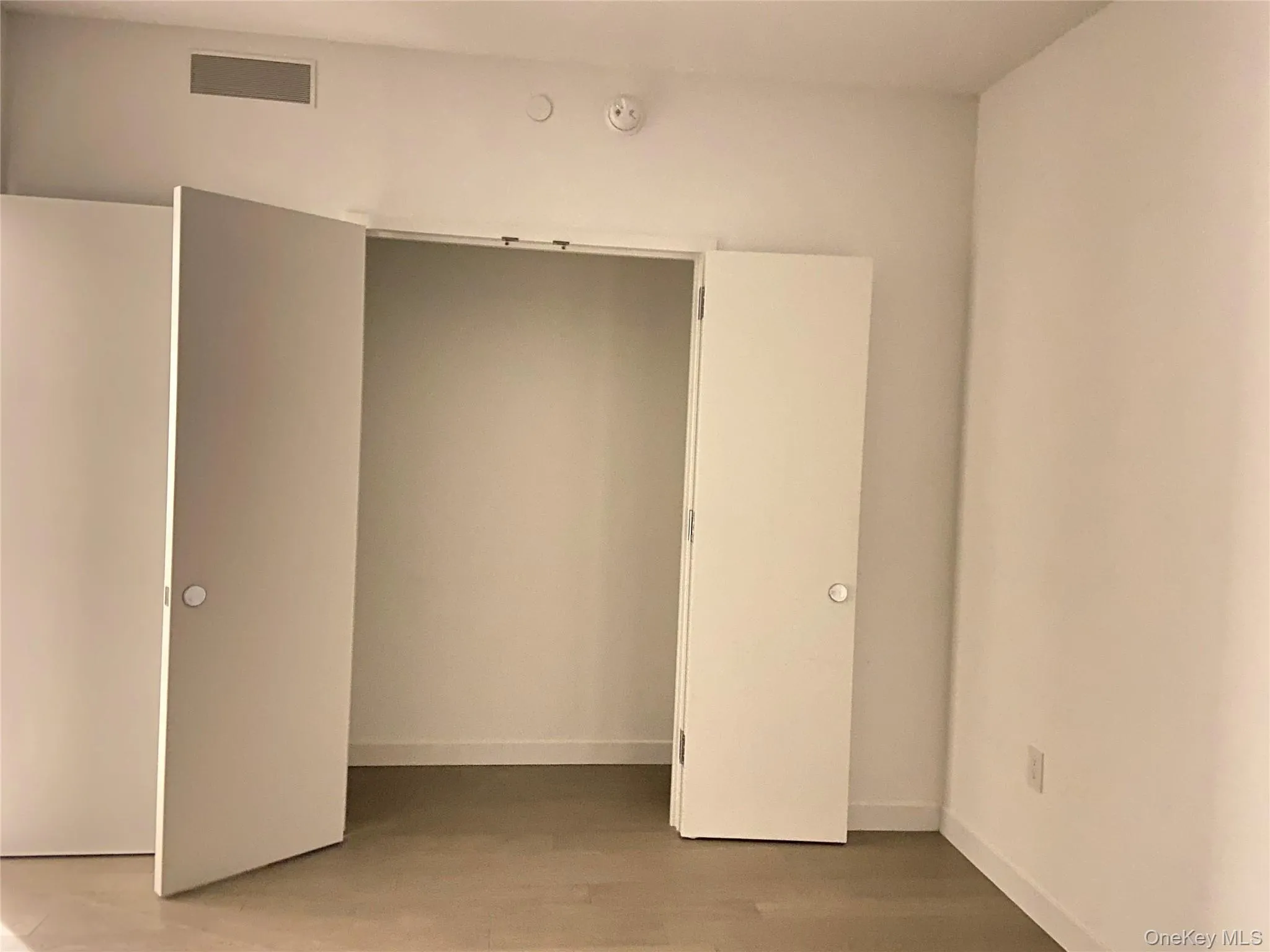 252 South Street, New York, NY, 1 Bedroom Bedrooms, 3 Rooms Rooms,1 BathroomBathrooms,Residential,For Rent,South,0,1036703 252 South Street, New York, NY, 1 Bedroom Bedrooms, 3 Rooms Rooms,1 BathroomBathrooms,Residential,For Rent,South,0,1036703