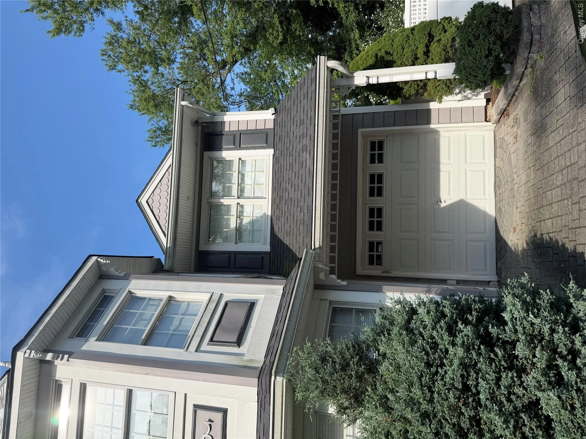 24 Arlington Avenue, Smithtown, NY, 4 Bedrooms Bedrooms, 10 Rooms Rooms,2 BathroomsBathrooms,Residential Lease,For Rent,Arlington,0,1036704 24 Arlington Avenue, Smithtown, NY, 4 Bedrooms Bedrooms, 10 Rooms Rooms,2 BathroomsBathrooms,Residential Lease,For Rent,Arlington,0,1036704