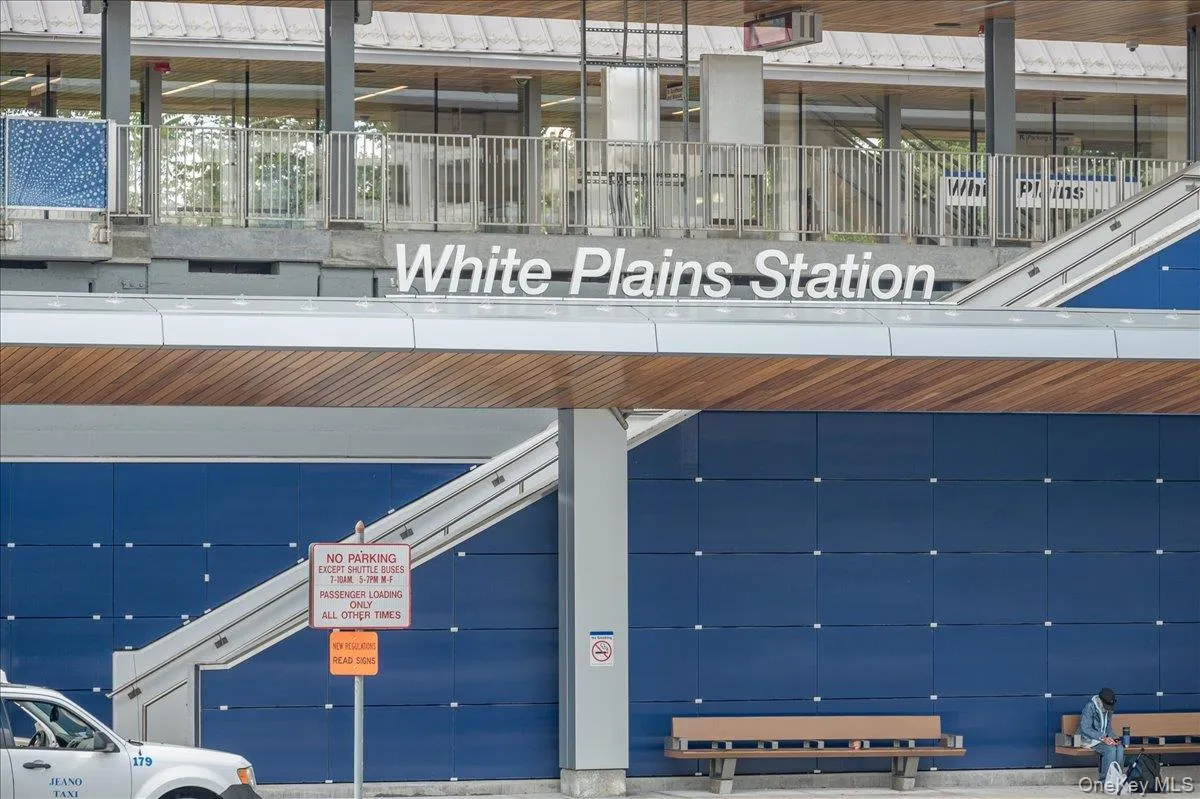16 Lake Street, White Plains, NY, 1 Bedroom Bedrooms, 4 Rooms Rooms,1 BathroomBathrooms,Residential,For Rent,Lake,0,1036708 16 Lake Street, White Plains, NY, 1 Bedroom Bedrooms, 4 Rooms Rooms,1 BathroomBathrooms,Residential,For Rent,Lake,0,1036708