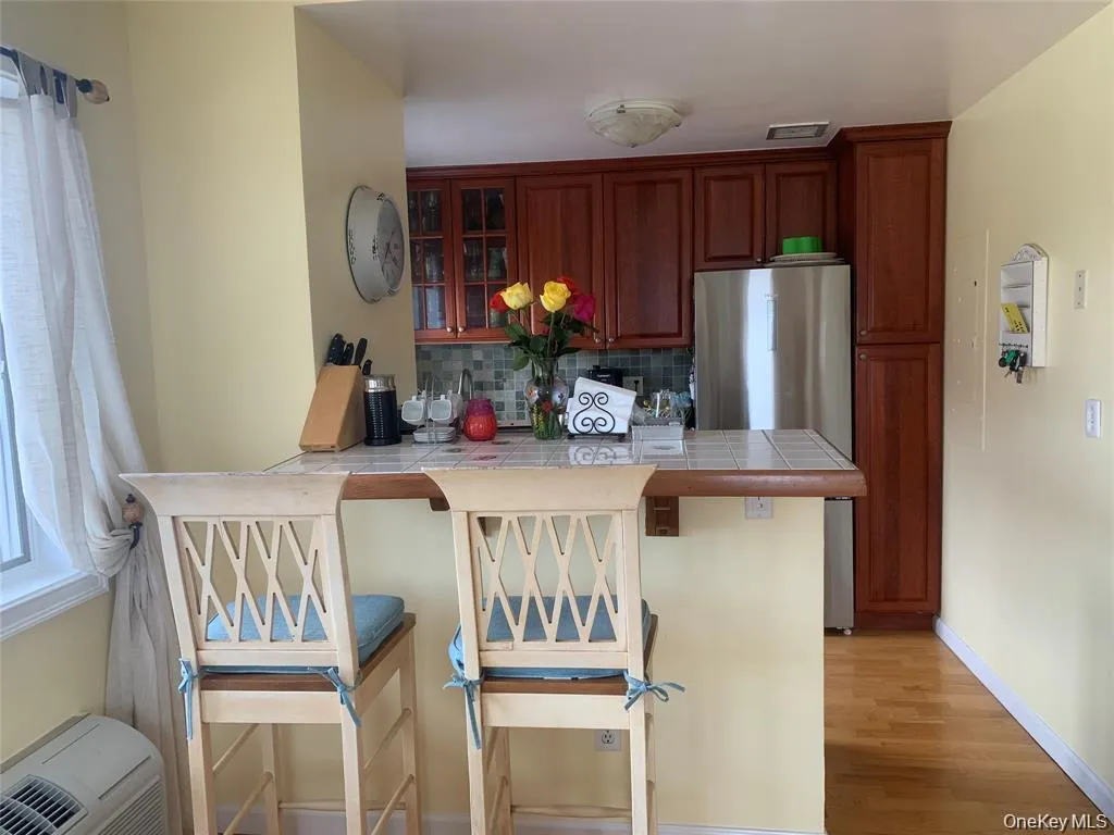 780 Broadway, Long Beach, NY, 1 Bedroom Bedrooms, 3 Rooms Rooms,1 BathroomBathrooms,Residential Lease,For Rent,Broadway,0,1036714 780 Broadway, Long Beach, NY, 1 Bedroom Bedrooms, 3 Rooms Rooms,1 BathroomBathrooms,Residential Lease,For Rent,Broadway,0,1036714
