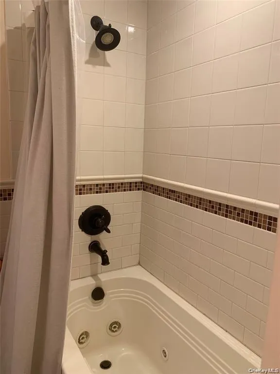 780 Broadway, Long Beach, NY, 1 Bedroom Bedrooms, 3 Rooms Rooms,1 BathroomBathrooms,Residential Lease,For Rent,Broadway,0,1036714 780 Broadway, Long Beach, NY, 1 Bedroom Bedrooms, 3 Rooms Rooms,1 BathroomBathrooms,Residential Lease,For Rent,Broadway,0,1036714