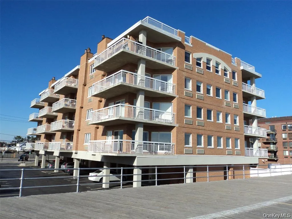 780 Broadway, Long Beach, NY, 1 Bedroom Bedrooms, 3 Rooms Rooms,1 BathroomBathrooms,Residential Lease,For Rent,Broadway,0,1036714 780 Broadway, Long Beach, NY, 1 Bedroom Bedrooms, 3 Rooms Rooms,1 BathroomBathrooms,Residential Lease,For Rent,Broadway,0,1036714