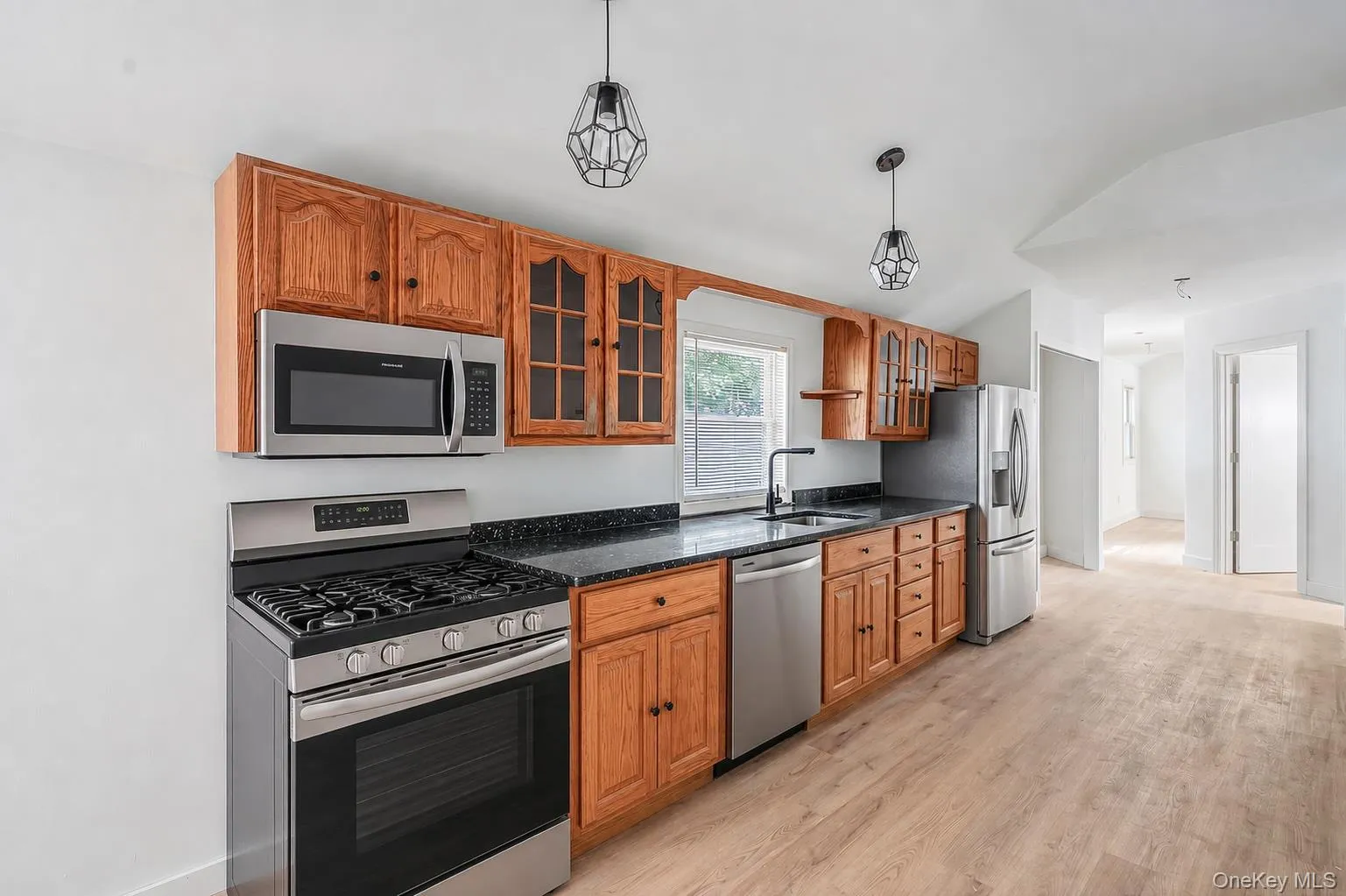 125 Wood Road, Brookhaven, NY, 3 Bedrooms Bedrooms, 7 Rooms Rooms,1 BathroomBathrooms,Residential,For Rent,Wood,0,1036715 125 Wood Road, Brookhaven, NY, 3 Bedrooms Bedrooms, 7 Rooms Rooms,1 BathroomBathrooms,Residential,For Rent,Wood,0,1036715