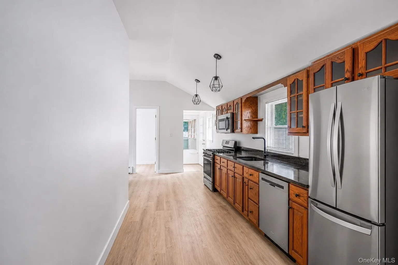 125 Wood Road, Brookhaven, NY, 3 Bedrooms Bedrooms, 7 Rooms Rooms,1 BathroomBathrooms,Residential,For Rent,Wood,0,1036715 125 Wood Road, Brookhaven, NY, 3 Bedrooms Bedrooms, 7 Rooms Rooms,1 BathroomBathrooms,Residential,For Rent,Wood,0,1036715