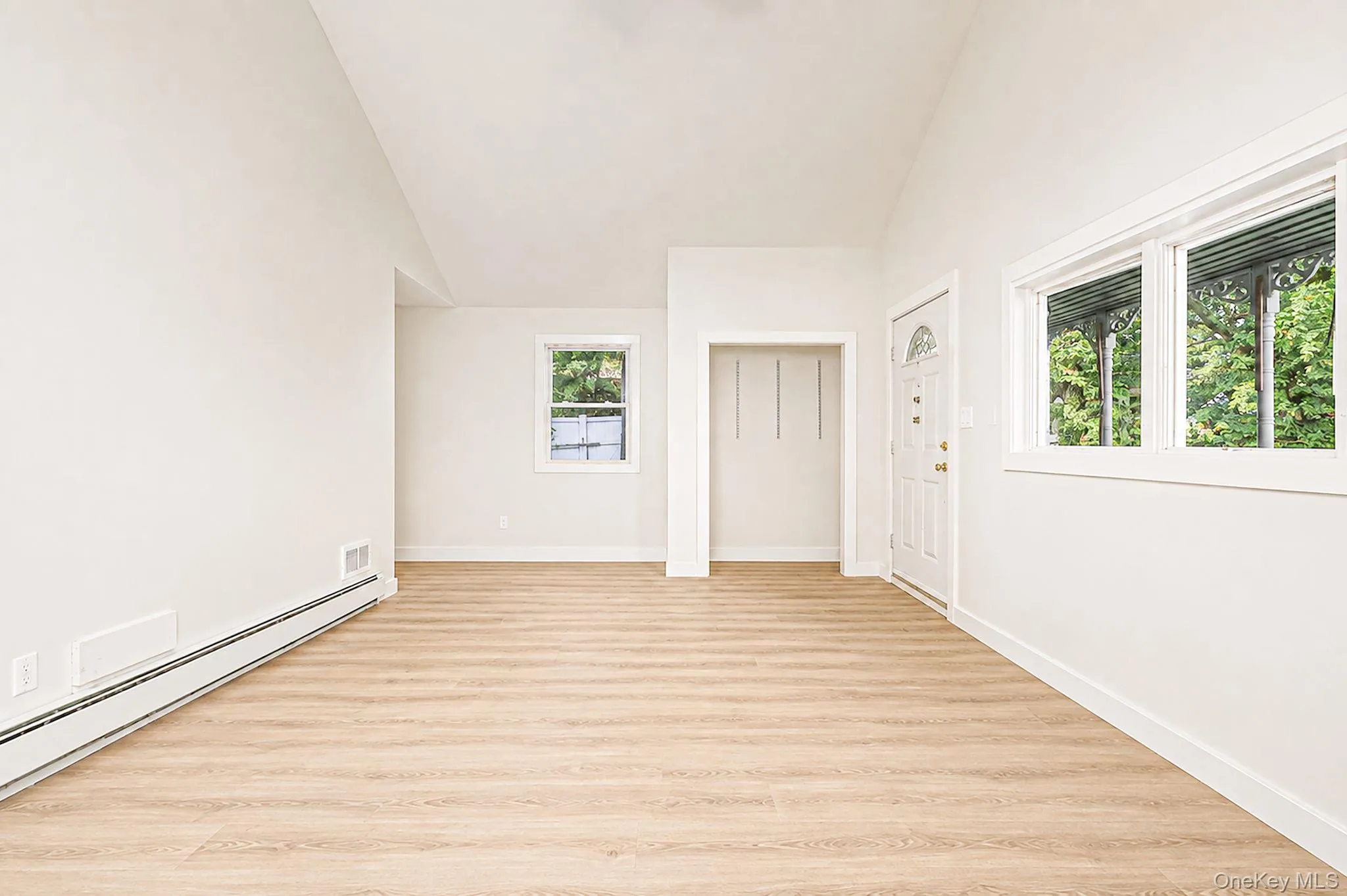 125 Wood Road, Brookhaven, NY, 3 Bedrooms Bedrooms, 7 Rooms Rooms,1 BathroomBathrooms,Residential,For Rent,Wood,0,1036715 125 Wood Road, Brookhaven, NY, 3 Bedrooms Bedrooms, 7 Rooms Rooms,1 BathroomBathrooms,Residential,For Rent,Wood,0,1036715
