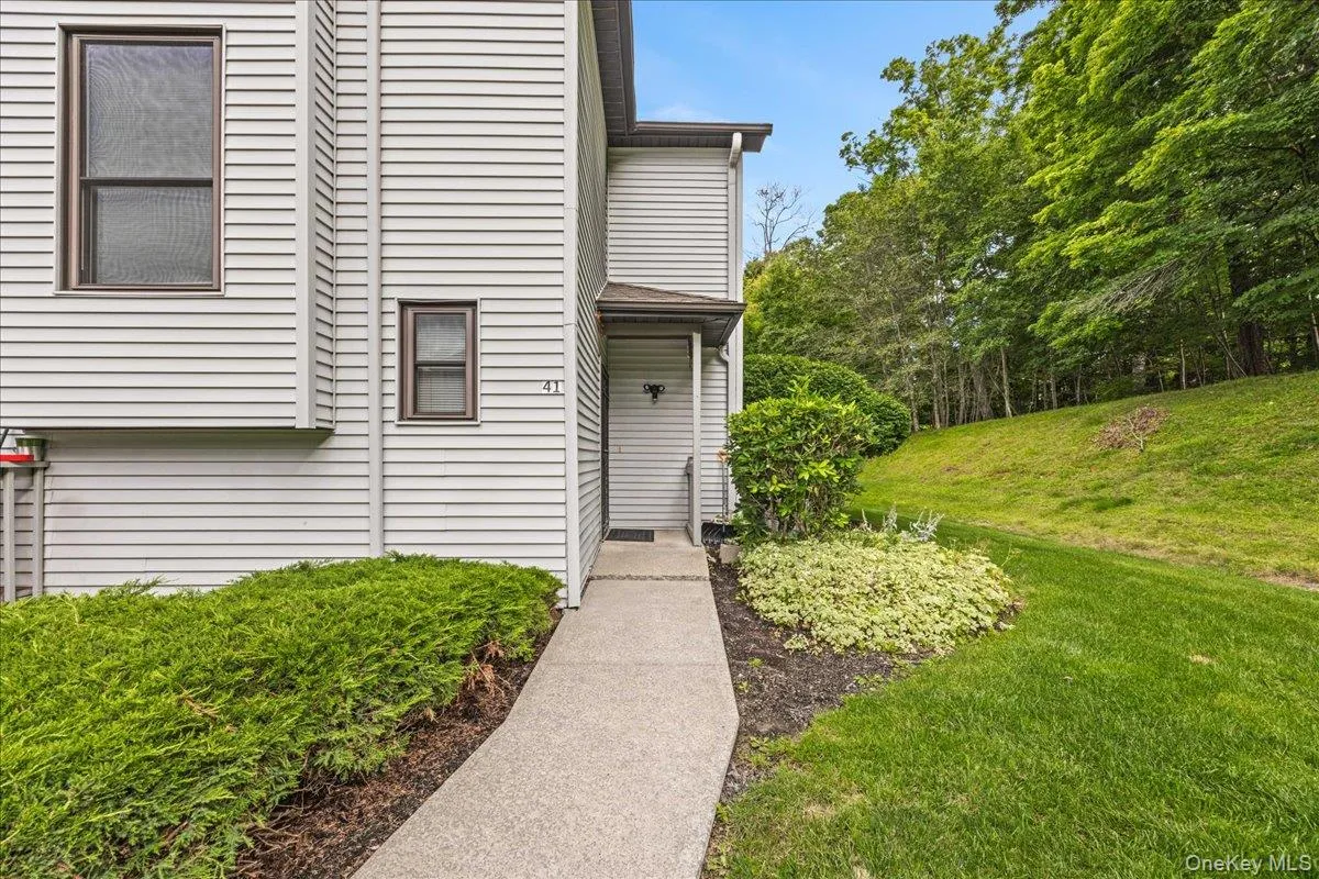 41 Aldo Court, Monroe, NY, 2 Bedrooms Bedrooms, 5 Rooms Rooms,2 BathroomsBathrooms,Residential,For Rent,Aldo,0,1036720 41 Aldo Court, Monroe, NY, 2 Bedrooms Bedrooms, 5 Rooms Rooms,2 BathroomsBathrooms,Residential,For Rent,Aldo,0,1036720