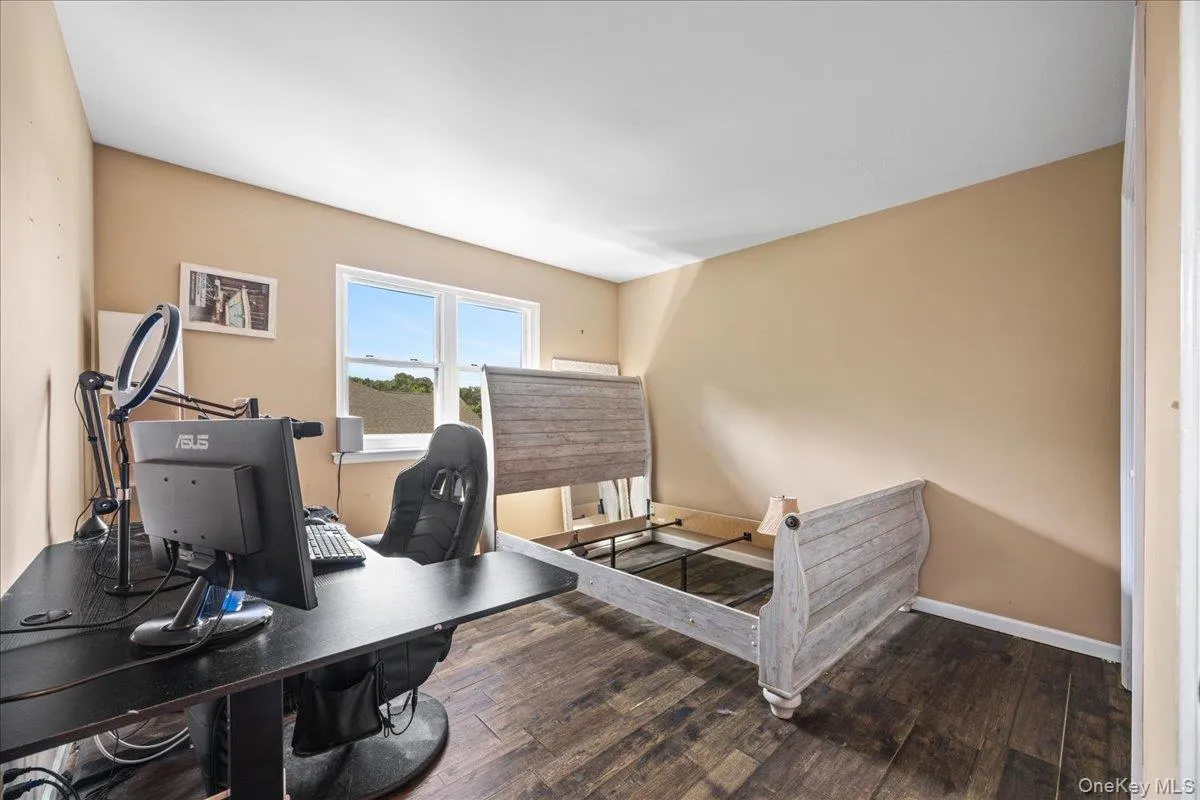 bedroom 2. seller started removing belongings bedroom 2. seller started removing belongings
