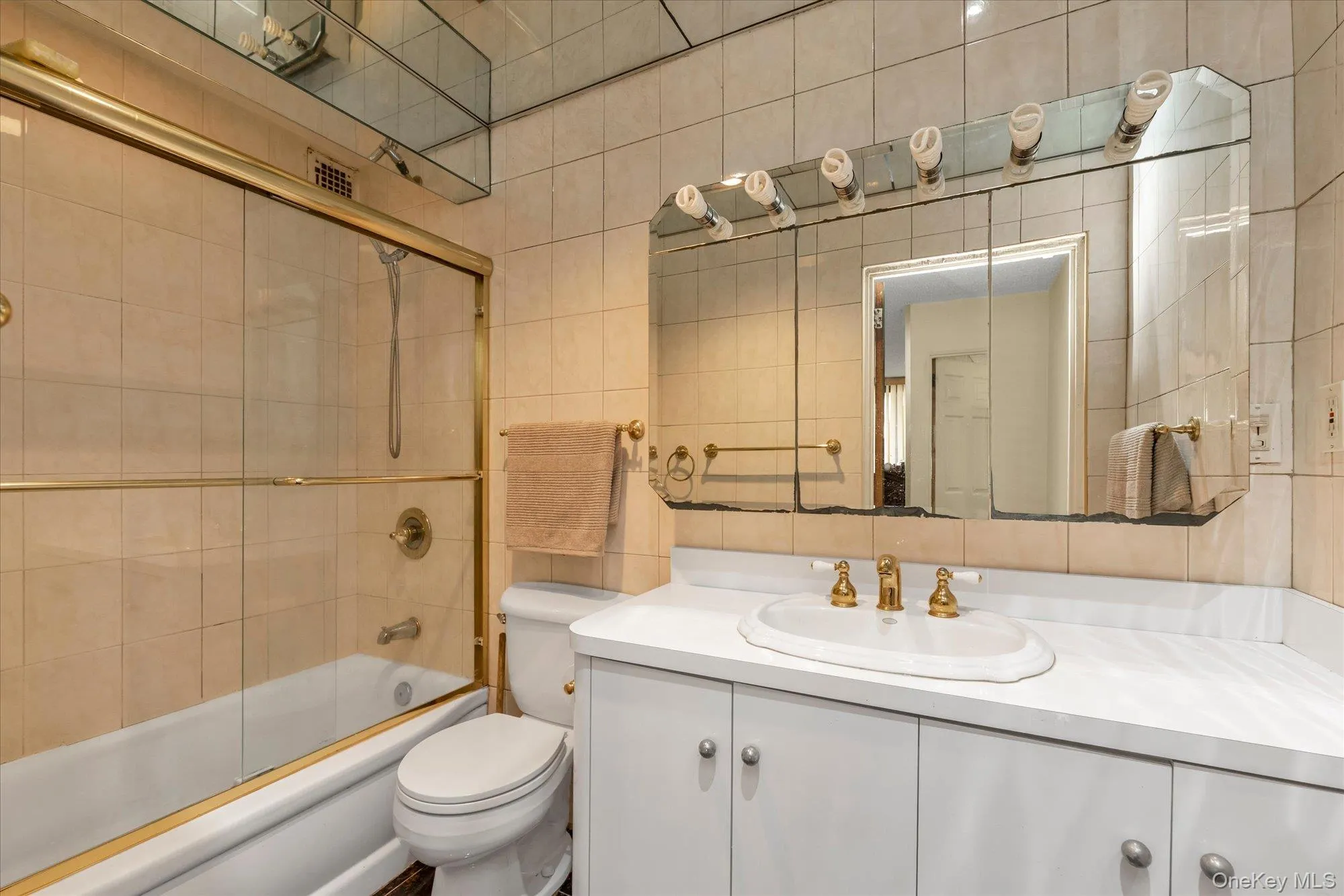 162-30 Powells Cove Boulevard, New York, NY, 1 Bedroom Bedrooms, 4 Rooms Rooms,1 BathroomBathrooms,Residential,For Rent,Powells Cove,0,1036728 162-30 Powells Cove Boulevard, New York, NY, 1 Bedroom Bedrooms, 4 Rooms Rooms,1 BathroomBathrooms,Residential,For Rent,Powells Cove,0,1036728