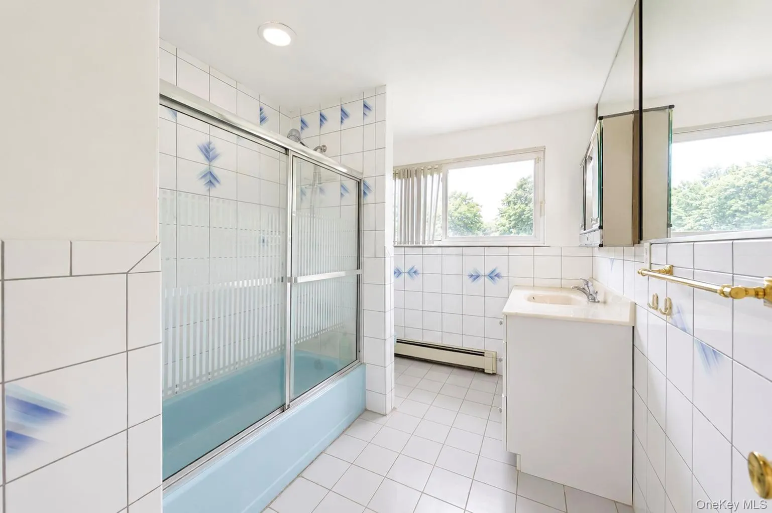 5 Dohne Court, Huntington, NY, 4 Bedrooms Bedrooms, 8 Rooms Rooms,3 BathroomsBathrooms,Residential,For Rent,Dohne,0,1036730 5 Dohne Court, Huntington, NY, 4 Bedrooms Bedrooms, 8 Rooms Rooms,3 BathroomsBathrooms,Residential,For Rent,Dohne,0,1036730
