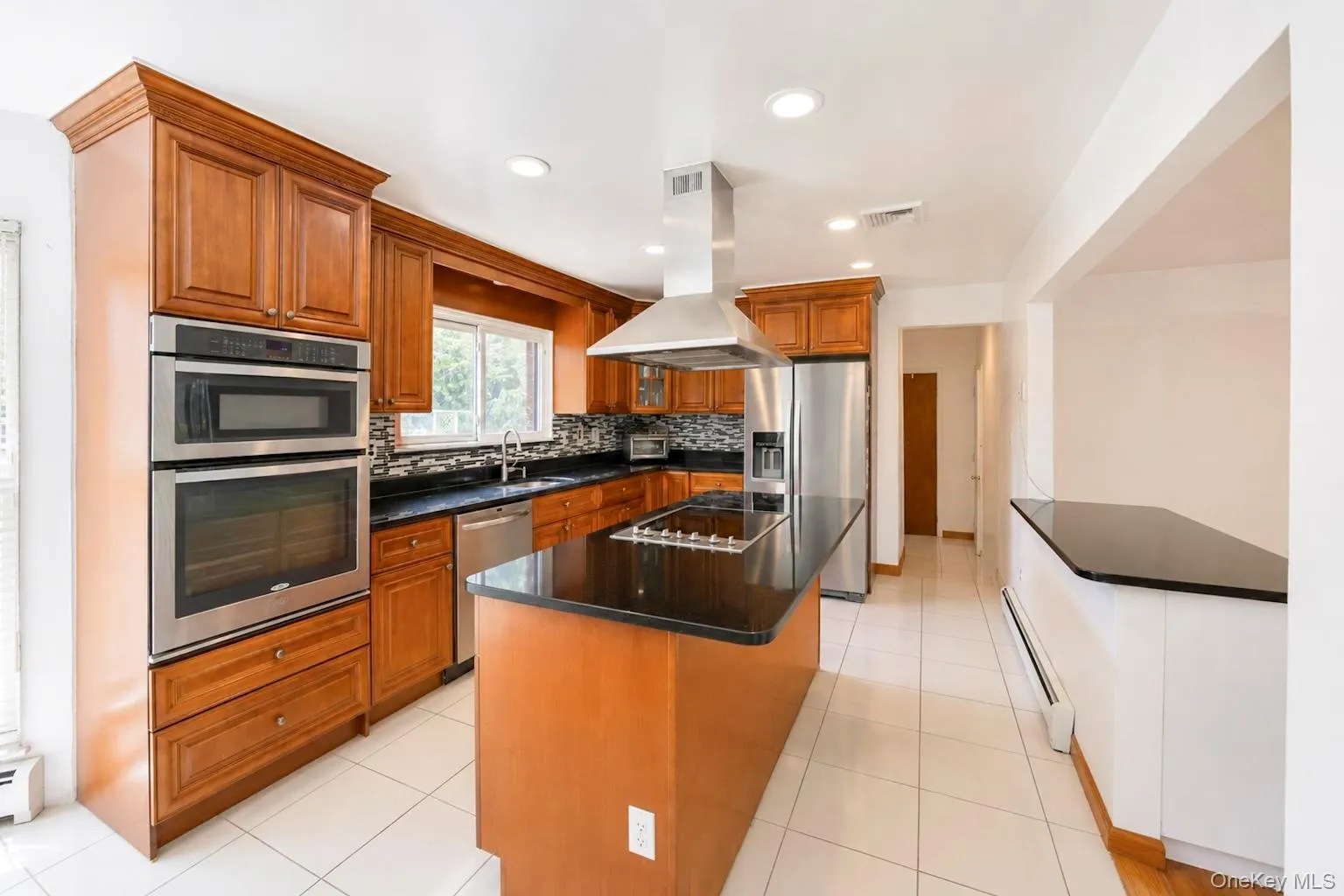5 Dohne Court, Huntington, NY, 4 Bedrooms Bedrooms, 8 Rooms Rooms,3 BathroomsBathrooms,Residential,For Rent,Dohne,0,1036730 5 Dohne Court, Huntington, NY, 4 Bedrooms Bedrooms, 8 Rooms Rooms,3 BathroomsBathrooms,Residential,For Rent,Dohne,0,1036730