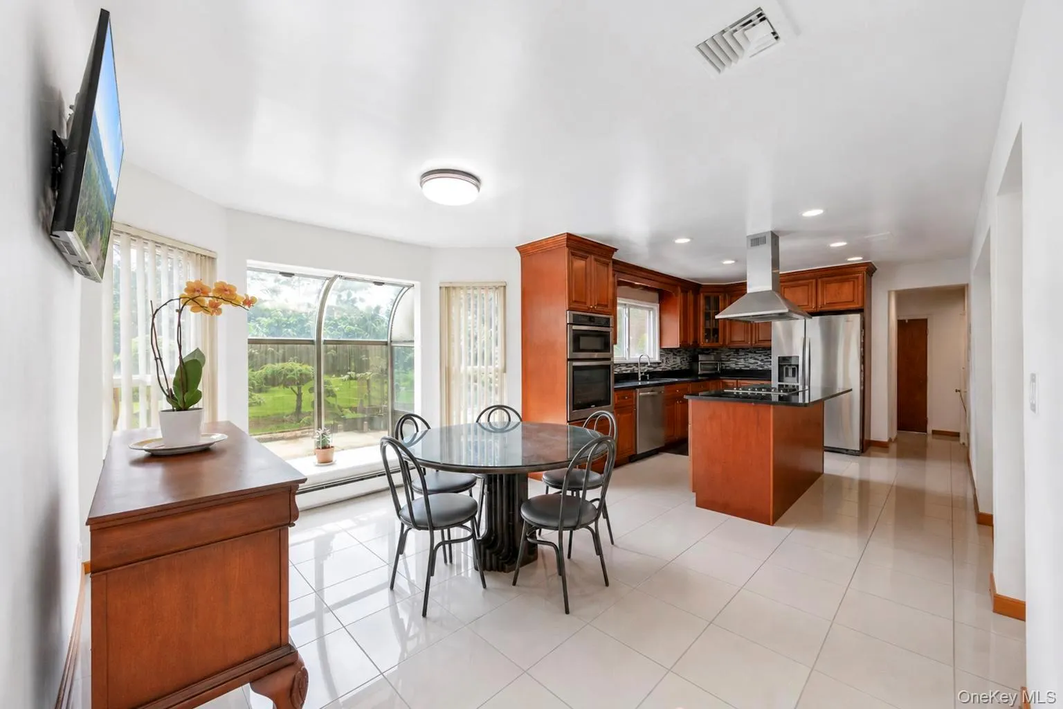 5 Dohne Court, Huntington, NY, 4 Bedrooms Bedrooms, 8 Rooms Rooms,3 BathroomsBathrooms,Residential,For Rent,Dohne,0,1036730 5 Dohne Court, Huntington, NY, 4 Bedrooms Bedrooms, 8 Rooms Rooms,3 BathroomsBathrooms,Residential,For Rent,Dohne,0,1036730