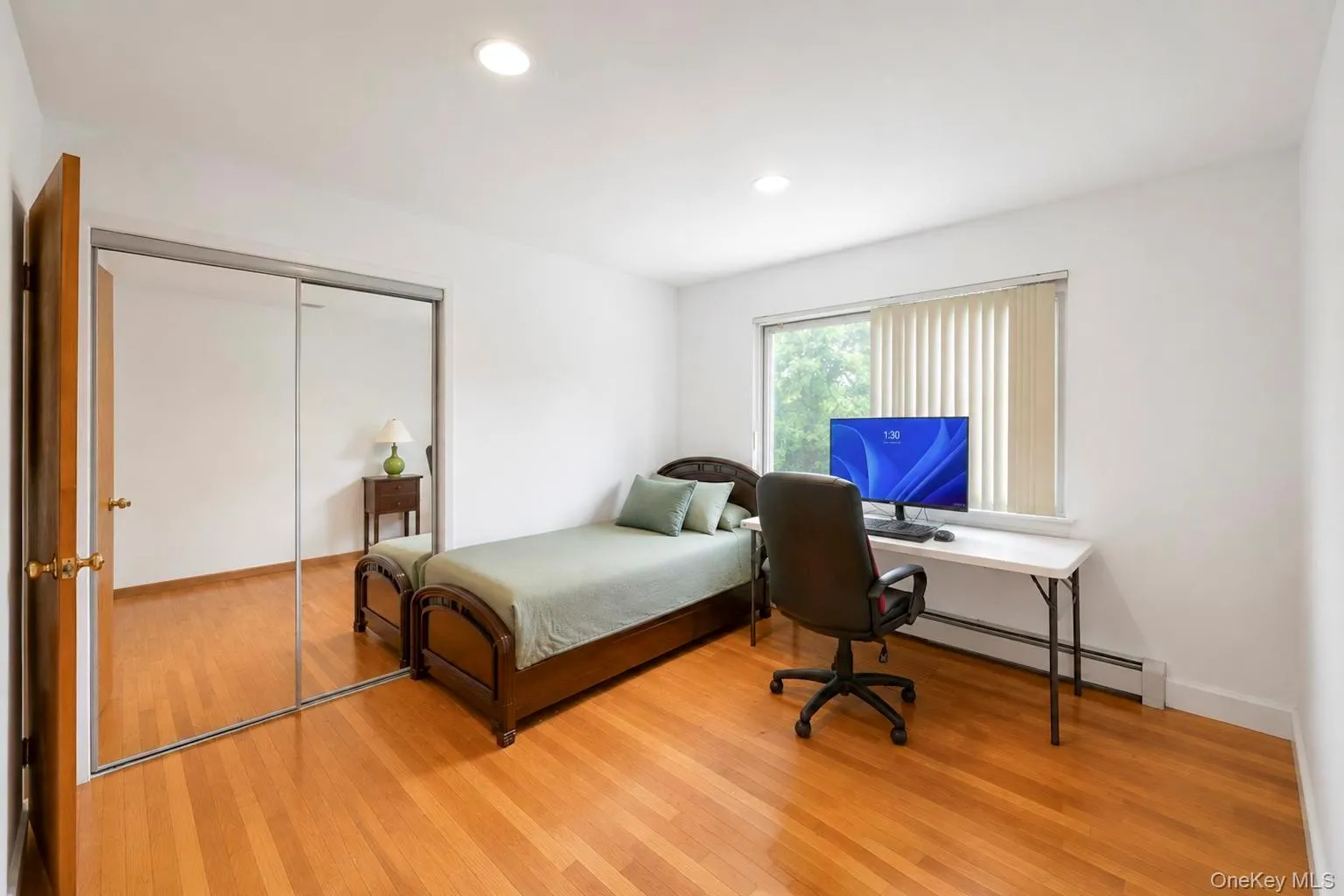 5 Dohne Court, Huntington, NY, 4 Bedrooms Bedrooms, 8 Rooms Rooms,3 BathroomsBathrooms,Residential,For Rent,Dohne,0,1036730 5 Dohne Court, Huntington, NY, 4 Bedrooms Bedrooms, 8 Rooms Rooms,3 BathroomsBathrooms,Residential,For Rent,Dohne,0,1036730