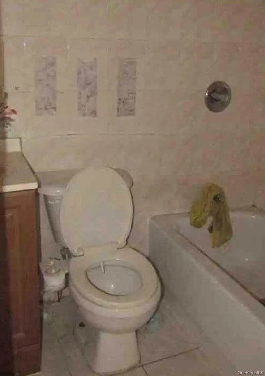 3117 68th Street, New York, NY, 2 Bedrooms Bedrooms, 5 Rooms Rooms,1 BathroomBathrooms,Residential Lease,For Rent,68th,0,1036731 3117 68th Street, New York, NY, 2 Bedrooms Bedrooms, 5 Rooms Rooms,1 BathroomBathrooms,Residential Lease,For Rent,68th,0,1036731