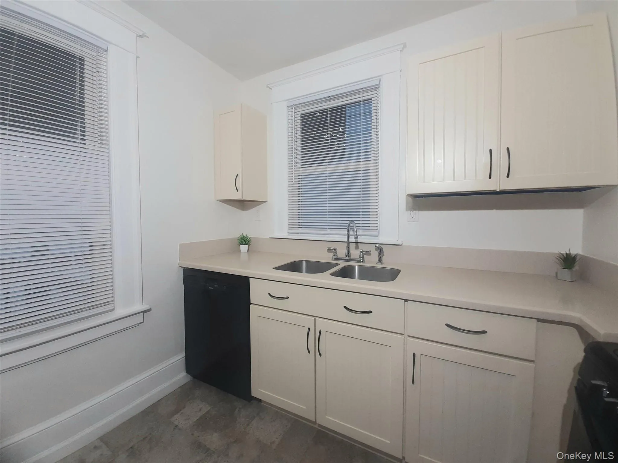 118 College Avenue, Poughkeepsie, NY, 3 Bedrooms Bedrooms, 7 Rooms Rooms,1 BathroomBathrooms,Residential,For Rent,College,0,1036735 118 College Avenue, Poughkeepsie, NY, 3 Bedrooms Bedrooms, 7 Rooms Rooms,1 BathroomBathrooms,Residential,For Rent,College,0,1036735