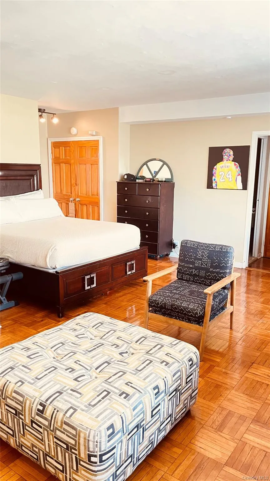 5 Fordham Hill Oval, New York, NY, 3 Rooms Rooms,1 BathroomBathrooms,Residential,For Rent,Fordham Hill,0,1036737 5 Fordham Hill Oval, New York, NY, 3 Rooms Rooms,1 BathroomBathrooms,Residential,For Rent,Fordham Hill,0,1036737