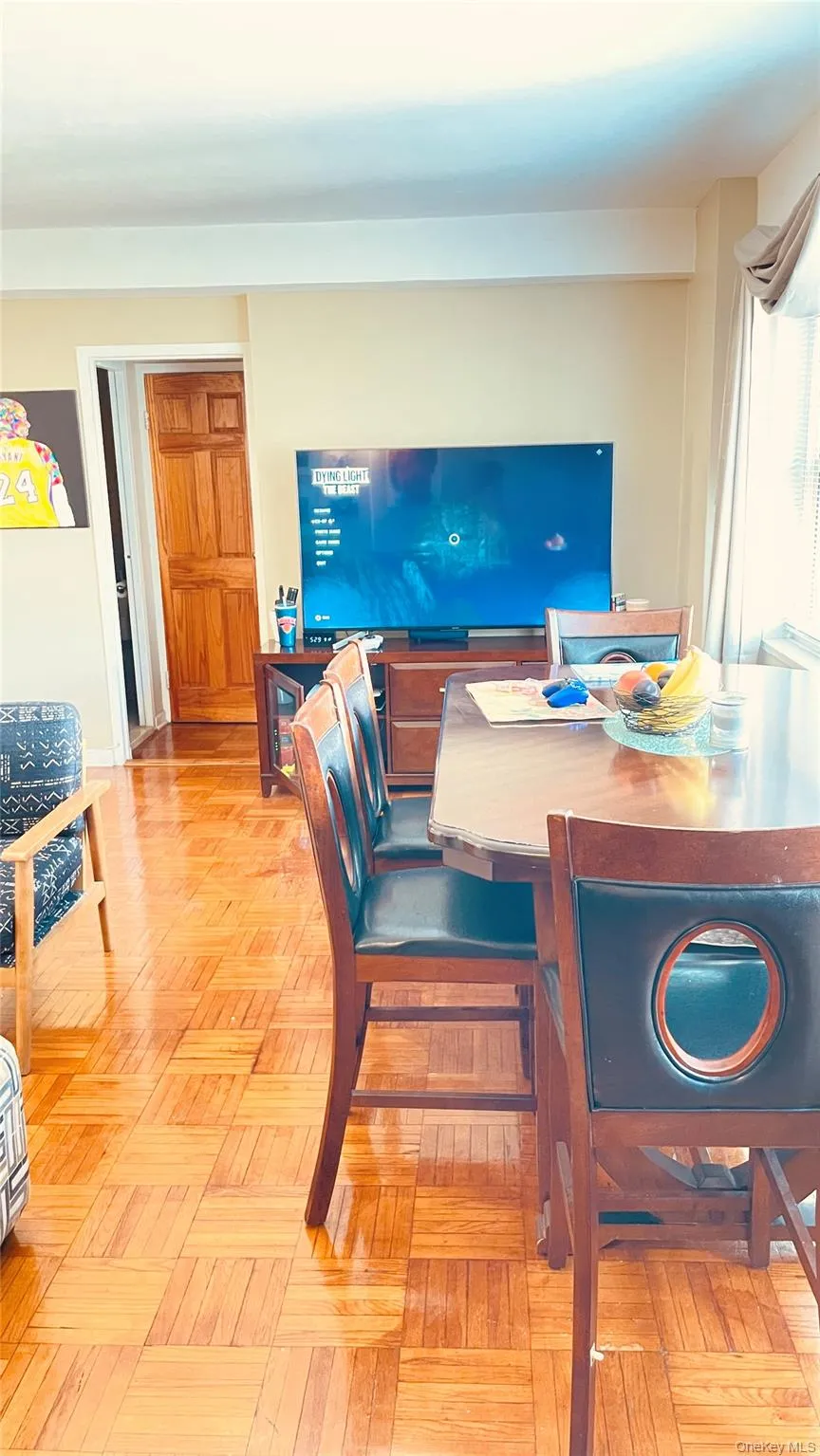 5 Fordham Hill Oval, New York, NY, 3 Rooms Rooms,1 BathroomBathrooms,Residential,For Rent,Fordham Hill,0,1036737 5 Fordham Hill Oval, New York, NY, 3 Rooms Rooms,1 BathroomBathrooms,Residential,For Rent,Fordham Hill,0,1036737