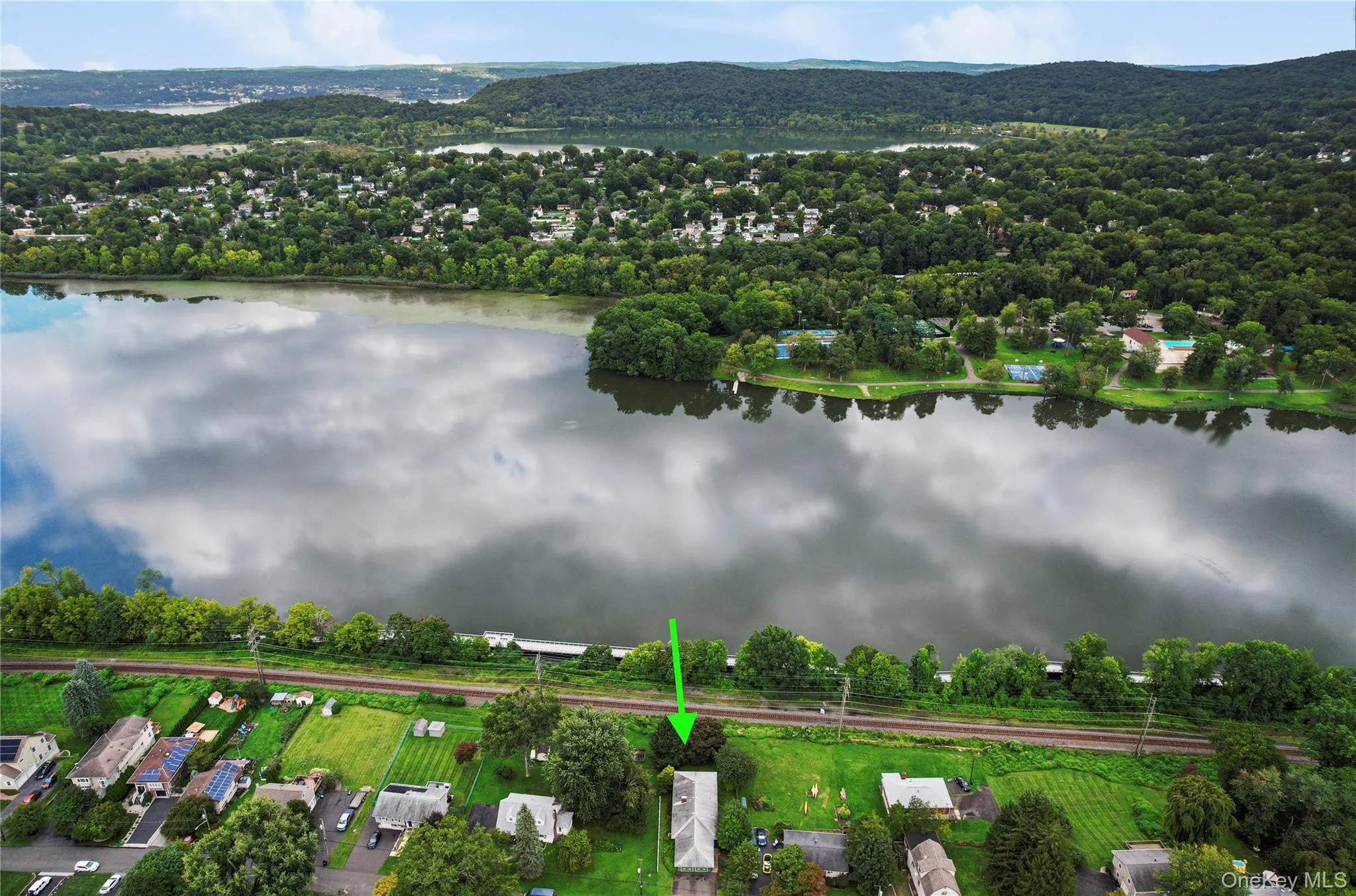 143 Harrison Avenue, Clarkstown, NY, 3 Bedrooms Bedrooms, 7 Rooms Rooms,2 BathroomsBathrooms,Residential,For Rent,Harrison,0,1036741 143 Harrison Avenue, Clarkstown, NY, 3 Bedrooms Bedrooms, 7 Rooms Rooms,2 BathroomsBathrooms,Residential,For Rent,Harrison,0,1036741