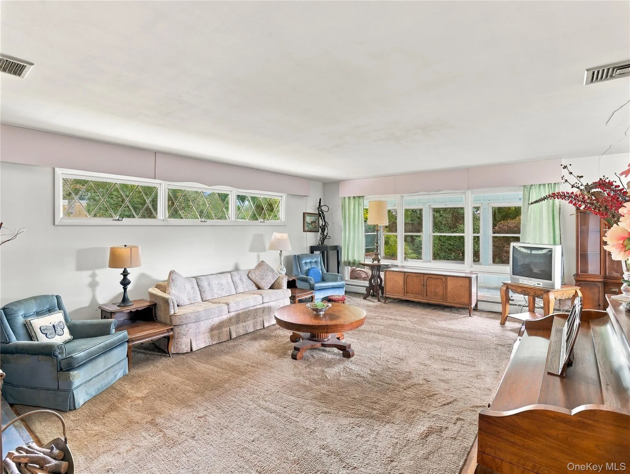 143 Harrison Avenue, Clarkstown, NY, 3 Bedrooms Bedrooms, 7 Rooms Rooms,2 BathroomsBathrooms,Residential,For Rent,Harrison,0,1036741 143 Harrison Avenue, Clarkstown, NY, 3 Bedrooms Bedrooms, 7 Rooms Rooms,2 BathroomsBathrooms,Residential,For Rent,Harrison,0,1036741