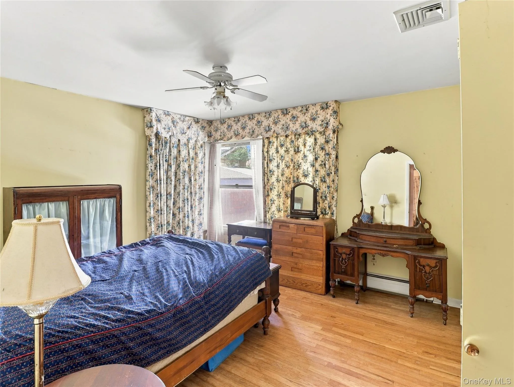 143 Harrison Avenue, Clarkstown, NY, 3 Bedrooms Bedrooms, 7 Rooms Rooms,2 BathroomsBathrooms,Residential,For Rent,Harrison,0,1036741 143 Harrison Avenue, Clarkstown, NY, 3 Bedrooms Bedrooms, 7 Rooms Rooms,2 BathroomsBathrooms,Residential,For Rent,Harrison,0,1036741