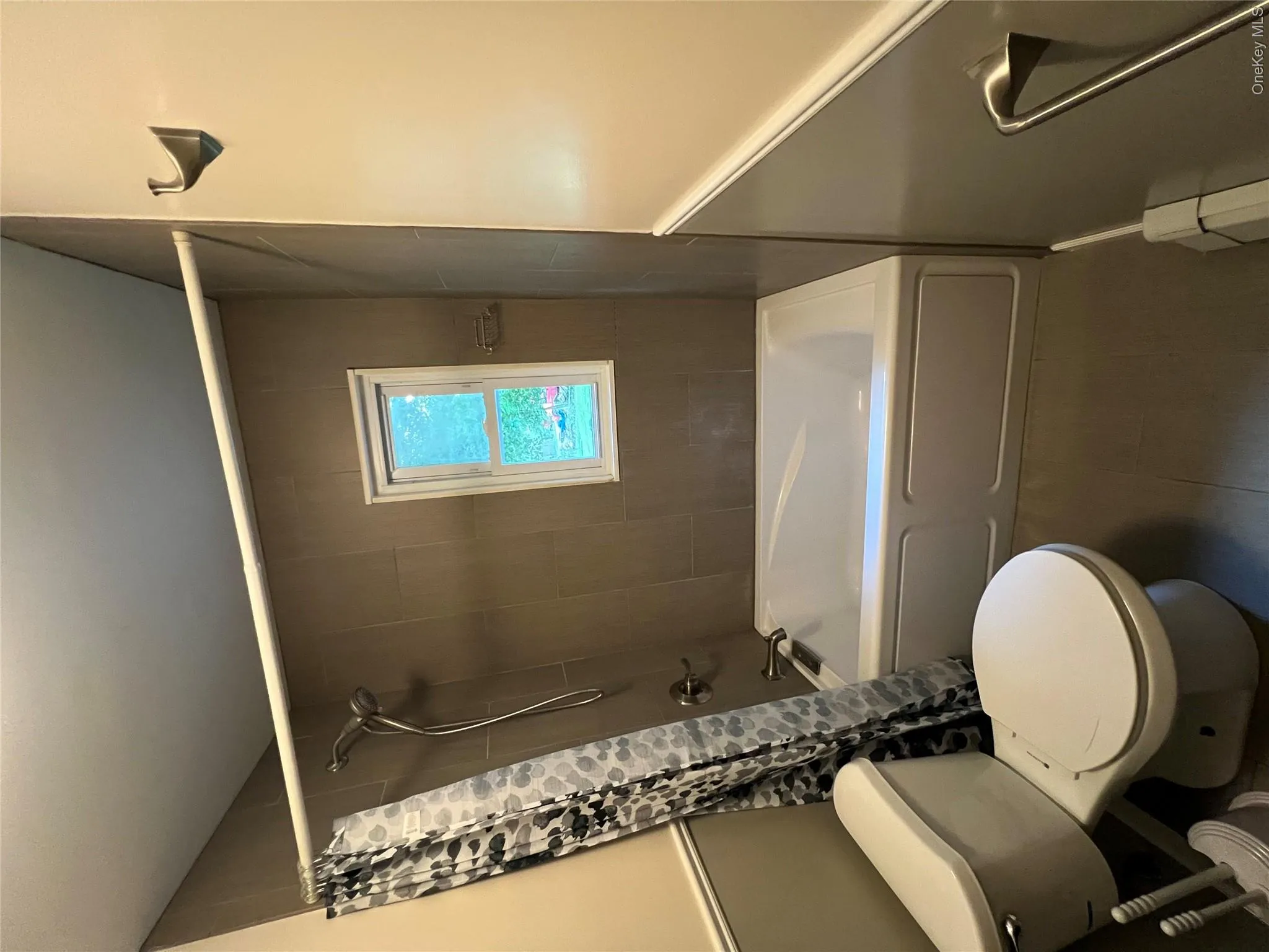 Main bath Main bath