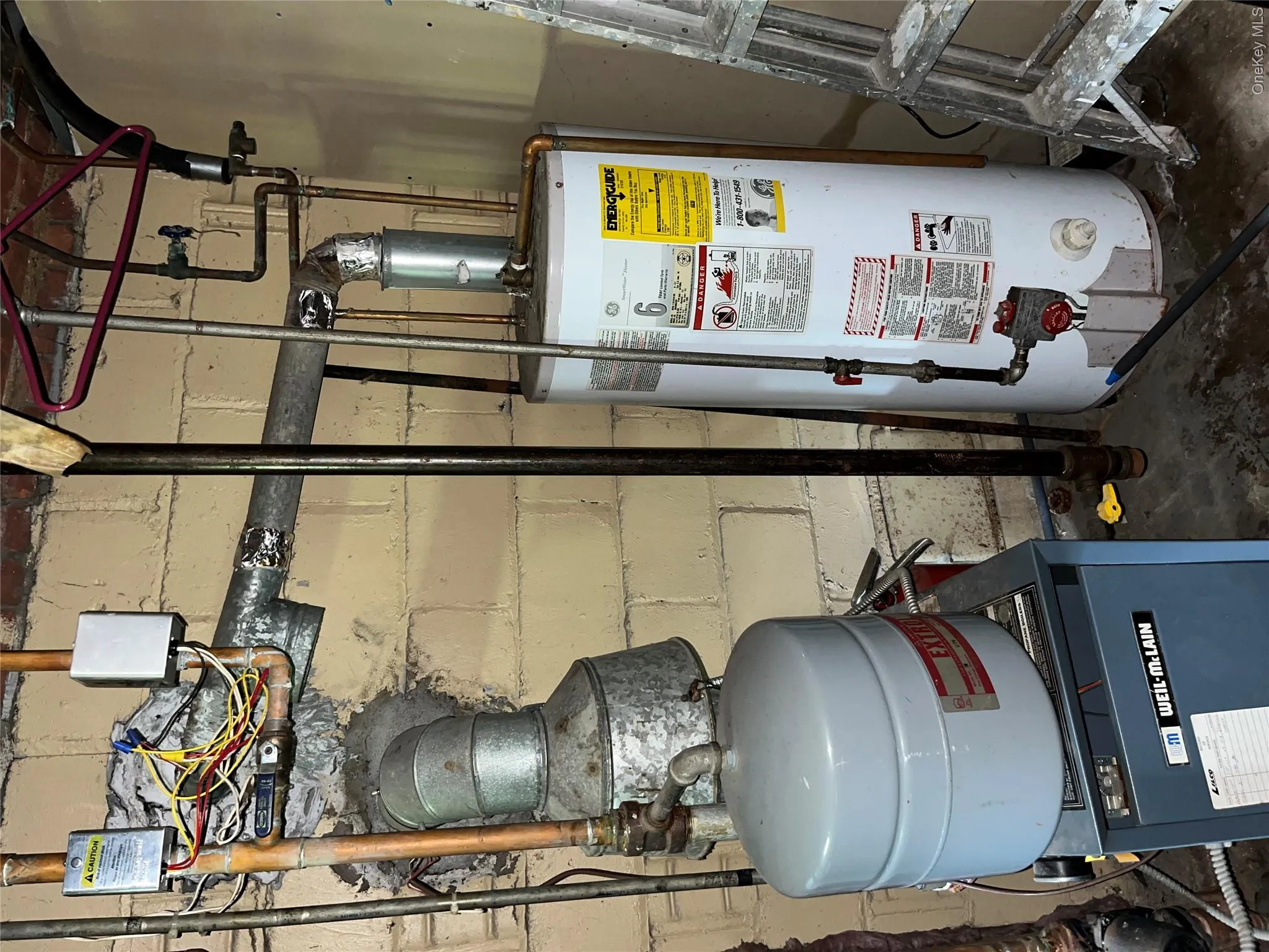 Gas boiler and water heater Gas boiler and water heater