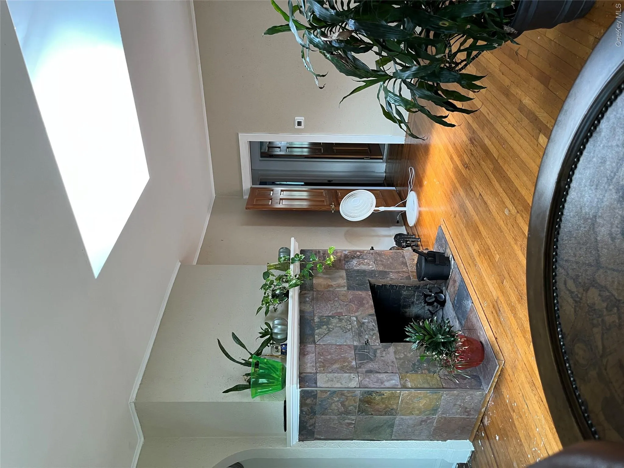 Working wood burning fireplace Working wood burning fireplace