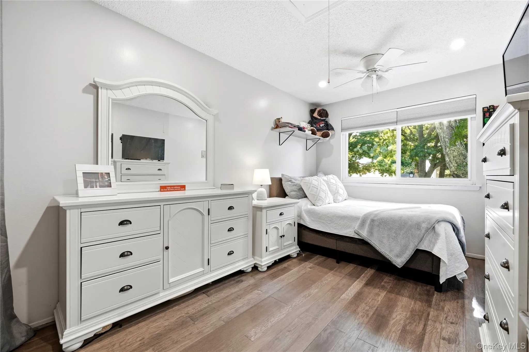 215 Springmeadow Drive, Islip, NY, 3 Bedrooms Bedrooms, 5 Rooms Rooms,1 BathroomBathrooms,Residential,For Rent,Springmeadow,0,1036745 215 Springmeadow Drive, Islip, NY, 3 Bedrooms Bedrooms, 5 Rooms Rooms,1 BathroomBathrooms,Residential,For Rent,Springmeadow,0,1036745