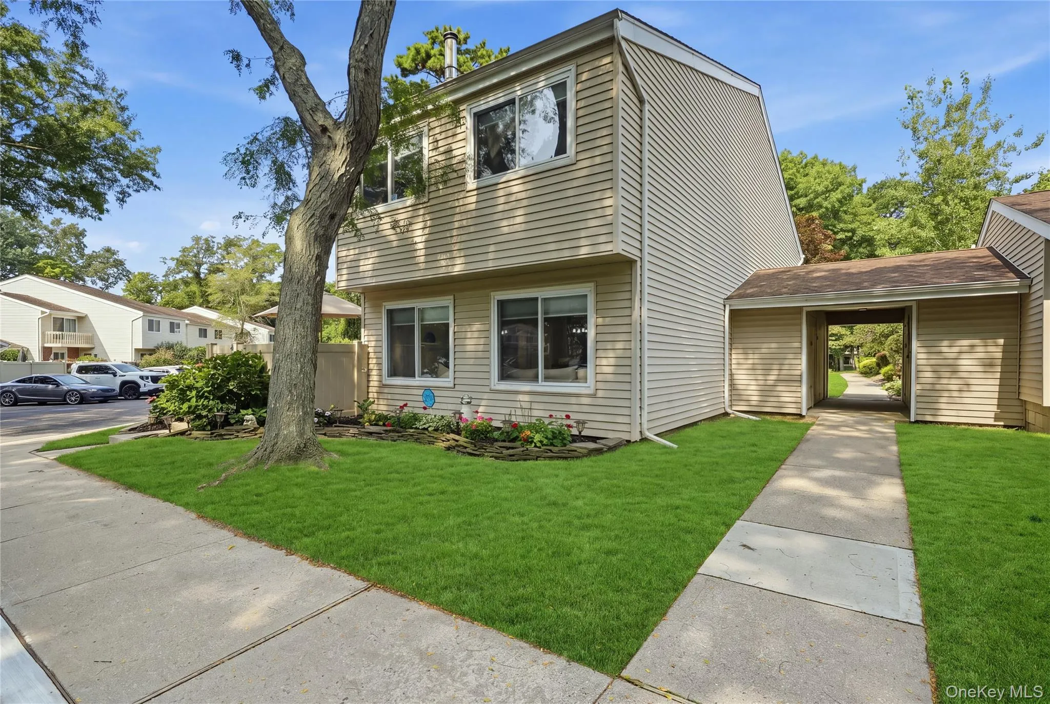 215 Springmeadow Drive, Islip, NY, 3 Bedrooms Bedrooms, 5 Rooms Rooms,1 BathroomBathrooms,Residential,For Rent,Springmeadow,0,1036745 215 Springmeadow Drive, Islip, NY, 3 Bedrooms Bedrooms, 5 Rooms Rooms,1 BathroomBathrooms,Residential,For Rent,Springmeadow,0,1036745