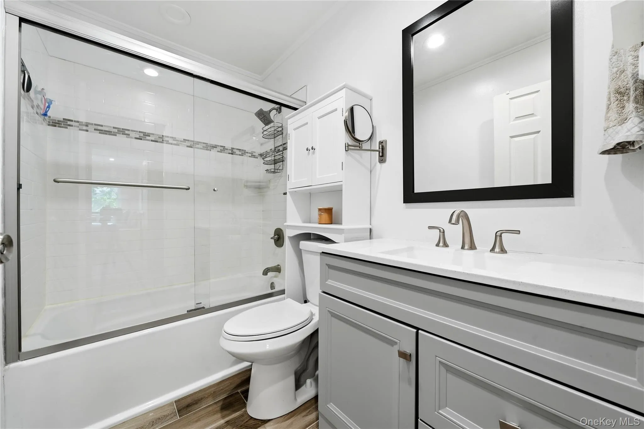215 Springmeadow Drive, Islip, NY, 3 Bedrooms Bedrooms, 5 Rooms Rooms,1 BathroomBathrooms,Residential,For Rent,Springmeadow,0,1036745 215 Springmeadow Drive, Islip, NY, 3 Bedrooms Bedrooms, 5 Rooms Rooms,1 BathroomBathrooms,Residential,For Rent,Springmeadow,0,1036745
