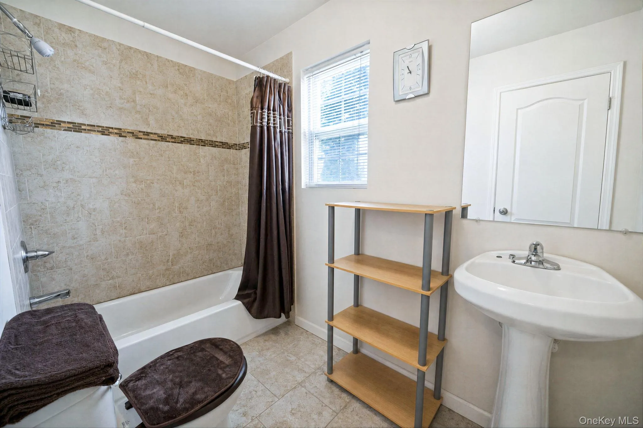 12 Nostrand Avenue, Islip, NY, 5 Bedrooms Bedrooms, 12 Rooms Rooms,4 BathroomsBathrooms,Residential,For Rent,Nostrand,0,1036748 12 Nostrand Avenue, Islip, NY, 5 Bedrooms Bedrooms, 12 Rooms Rooms,4 BathroomsBathrooms,Residential,For Rent,Nostrand,0,1036748