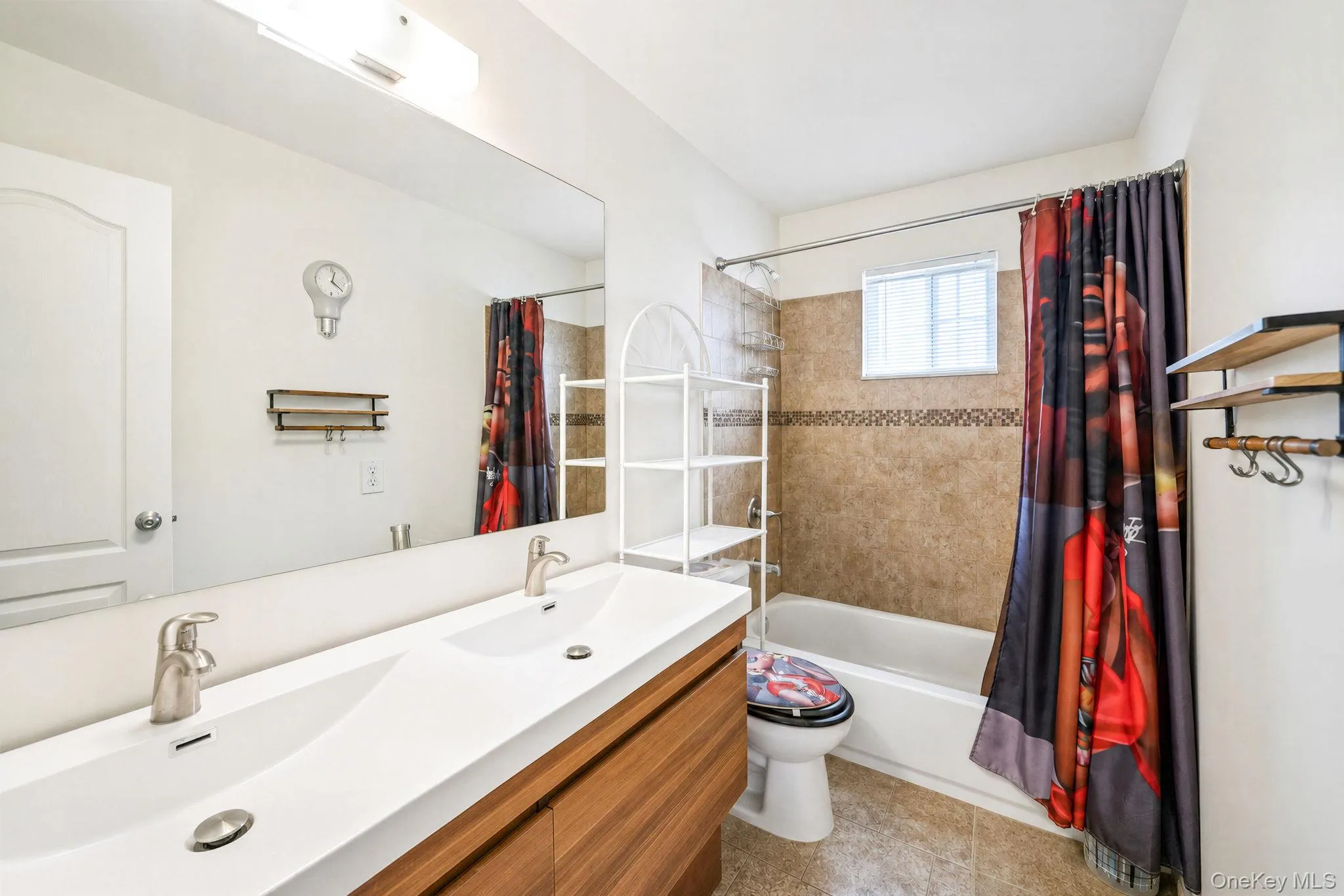 12 Nostrand Avenue, Islip, NY, 5 Bedrooms Bedrooms, 12 Rooms Rooms,4 BathroomsBathrooms,Residential,For Rent,Nostrand,0,1036748 12 Nostrand Avenue, Islip, NY, 5 Bedrooms Bedrooms, 12 Rooms Rooms,4 BathroomsBathrooms,Residential,For Rent,Nostrand,0,1036748