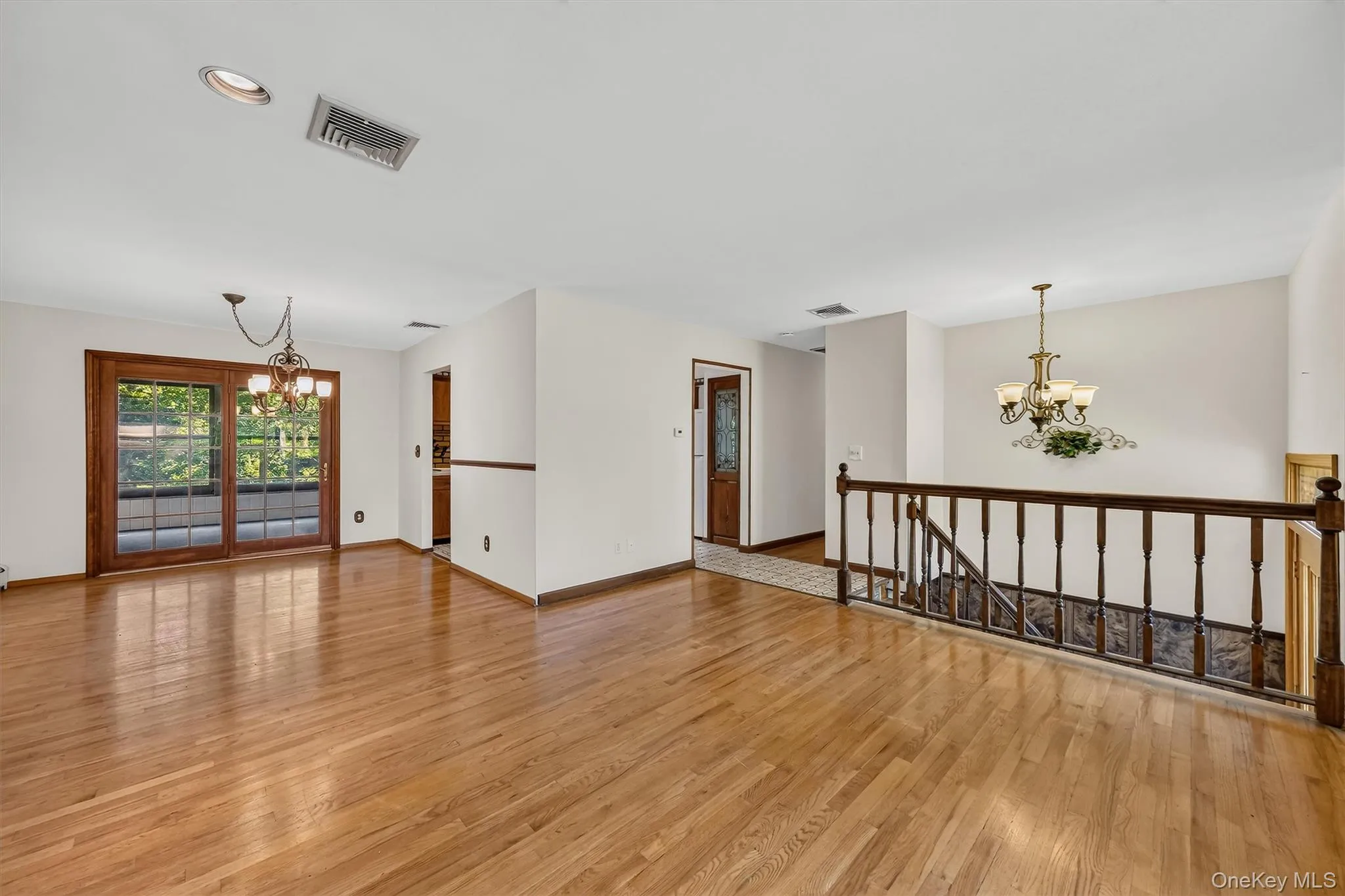 37 Julie Drive, East Fishkill, NY, 3 Bedrooms Bedrooms, 11 Rooms Rooms,1 BathroomBathrooms,Residential,For Rent,Julie,0,1036754 37 Julie Drive, East Fishkill, NY, 3 Bedrooms Bedrooms, 11 Rooms Rooms,1 BathroomBathrooms,Residential,For Rent,Julie,0,1036754