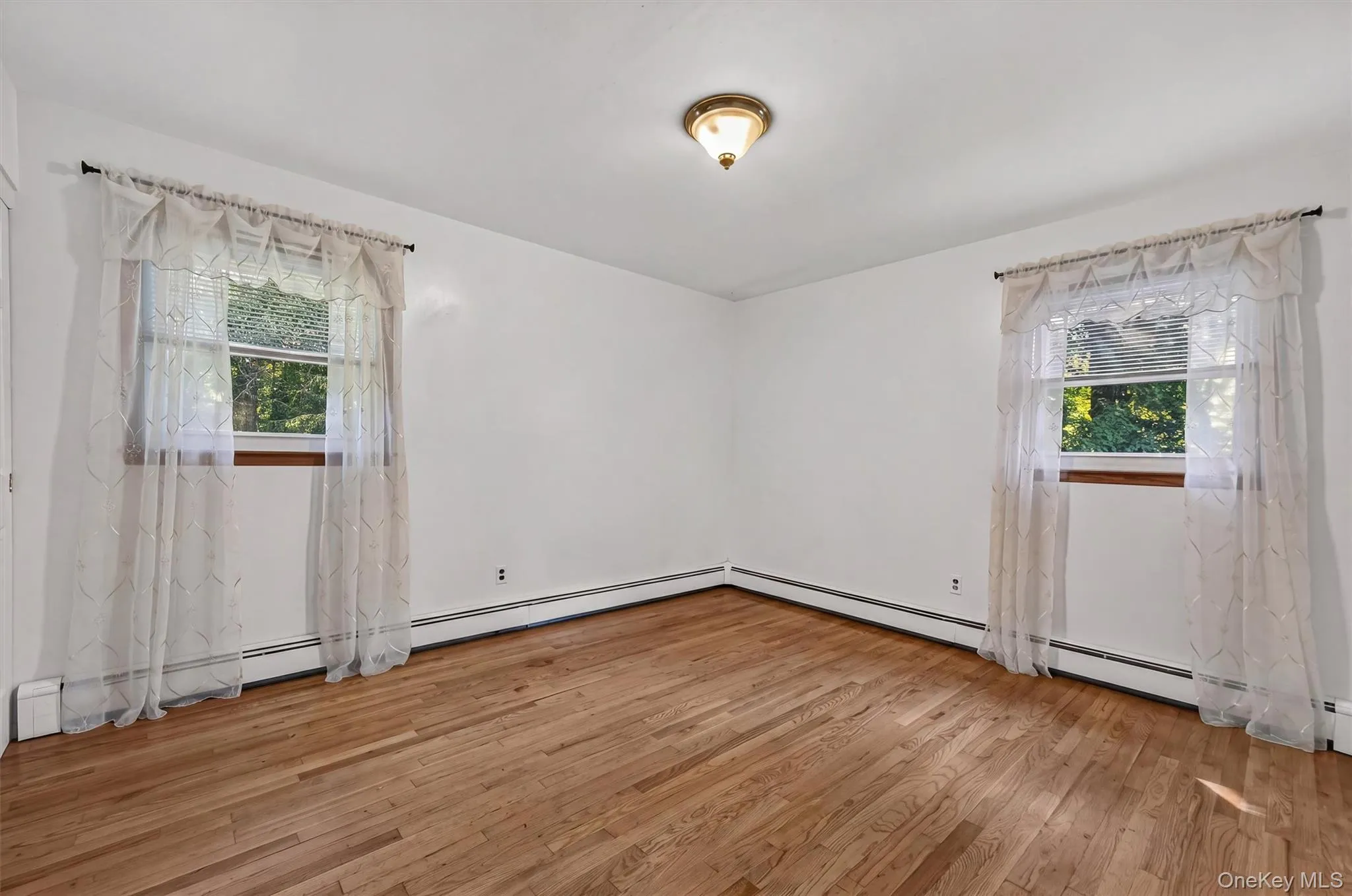 37 Julie Drive, East Fishkill, NY, 3 Bedrooms Bedrooms, 11 Rooms Rooms,1 BathroomBathrooms,Residential,For Rent,Julie,0,1036754 37 Julie Drive, East Fishkill, NY, 3 Bedrooms Bedrooms, 11 Rooms Rooms,1 BathroomBathrooms,Residential,For Rent,Julie,0,1036754