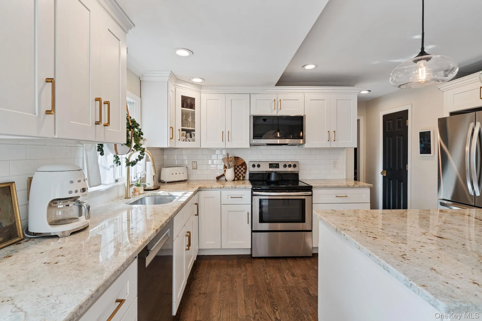 36 Leonard Street, Riverhead, NY, 4 Bedrooms Bedrooms, 8 Rooms Rooms,2 BathroomsBathrooms,Residential,For Rent,Leonard,0,1036765 36 Leonard Street, Riverhead, NY, 4 Bedrooms Bedrooms, 8 Rooms Rooms,2 BathroomsBathrooms,Residential,For Rent,Leonard,0,1036765