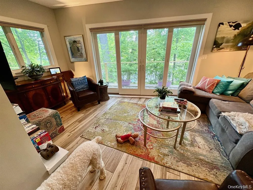 20 High Street, North Hempstead, NY, 1 Bedroom Bedrooms, 3 Rooms Rooms,1 BathroomBathrooms,Residential Lease,For Rent,High,0,1036768 20 High Street, North Hempstead, NY, 1 Bedroom Bedrooms, 3 Rooms Rooms,1 BathroomBathrooms,Residential Lease,For Rent,High,0,1036768