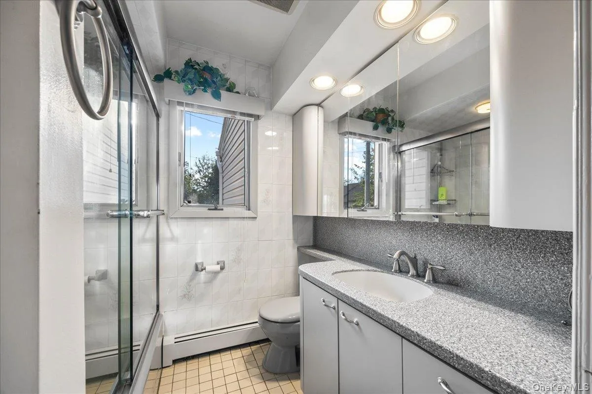 4060 Maywood Drive, Hempstead, NY, 4 Bedrooms Bedrooms, 7 Rooms Rooms,1 BathroomBathrooms,Residential,For Rent,Maywood,0,1036769 4060 Maywood Drive, Hempstead, NY, 4 Bedrooms Bedrooms, 7 Rooms Rooms,1 BathroomBathrooms,Residential,For Rent,Maywood,0,1036769
