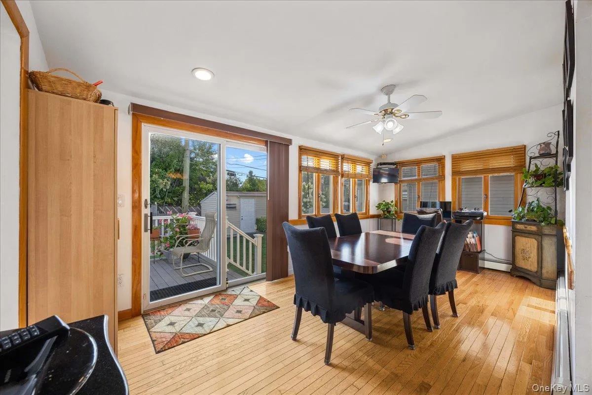4060 Maywood Drive, Hempstead, NY, 4 Bedrooms Bedrooms, 7 Rooms Rooms,1 BathroomBathrooms,Residential,For Rent,Maywood,0,1036769 4060 Maywood Drive, Hempstead, NY, 4 Bedrooms Bedrooms, 7 Rooms Rooms,1 BathroomBathrooms,Residential,For Rent,Maywood,0,1036769
