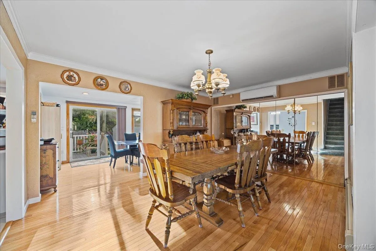 4060 Maywood Drive, Hempstead, NY, 4 Bedrooms Bedrooms, 7 Rooms Rooms,1 BathroomBathrooms,Residential,For Rent,Maywood,0,1036769 4060 Maywood Drive, Hempstead, NY, 4 Bedrooms Bedrooms, 7 Rooms Rooms,1 BathroomBathrooms,Residential,For Rent,Maywood,0,1036769