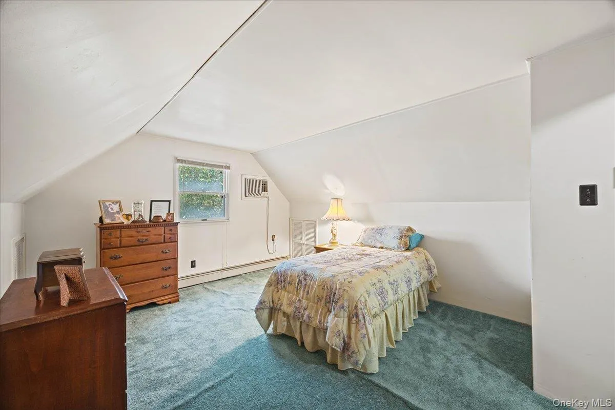 4060 Maywood Drive, Hempstead, NY, 4 Bedrooms Bedrooms, 7 Rooms Rooms,1 BathroomBathrooms,Residential,For Rent,Maywood,0,1036769 4060 Maywood Drive, Hempstead, NY, 4 Bedrooms Bedrooms, 7 Rooms Rooms,1 BathroomBathrooms,Residential,For Rent,Maywood,0,1036769