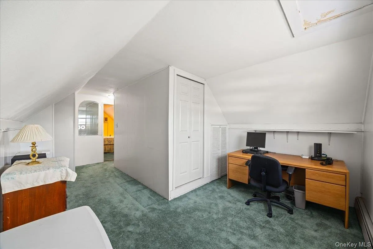 4060 Maywood Drive, Hempstead, NY, 4 Bedrooms Bedrooms, 7 Rooms Rooms,1 BathroomBathrooms,Residential,For Rent,Maywood,0,1036769 4060 Maywood Drive, Hempstead, NY, 4 Bedrooms Bedrooms, 7 Rooms Rooms,1 BathroomBathrooms,Residential,For Rent,Maywood,0,1036769