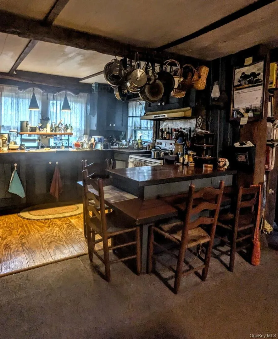 1367 Kings Highway, Chester Town, NY, 3 Bedrooms Bedrooms, 7 Rooms Rooms,1 BathroomBathrooms,Residential,For Rent,Kings,0,1036770 1367 Kings Highway, Chester Town, NY, 3 Bedrooms Bedrooms, 7 Rooms Rooms,1 BathroomBathrooms,Residential,For Rent,Kings,0,1036770